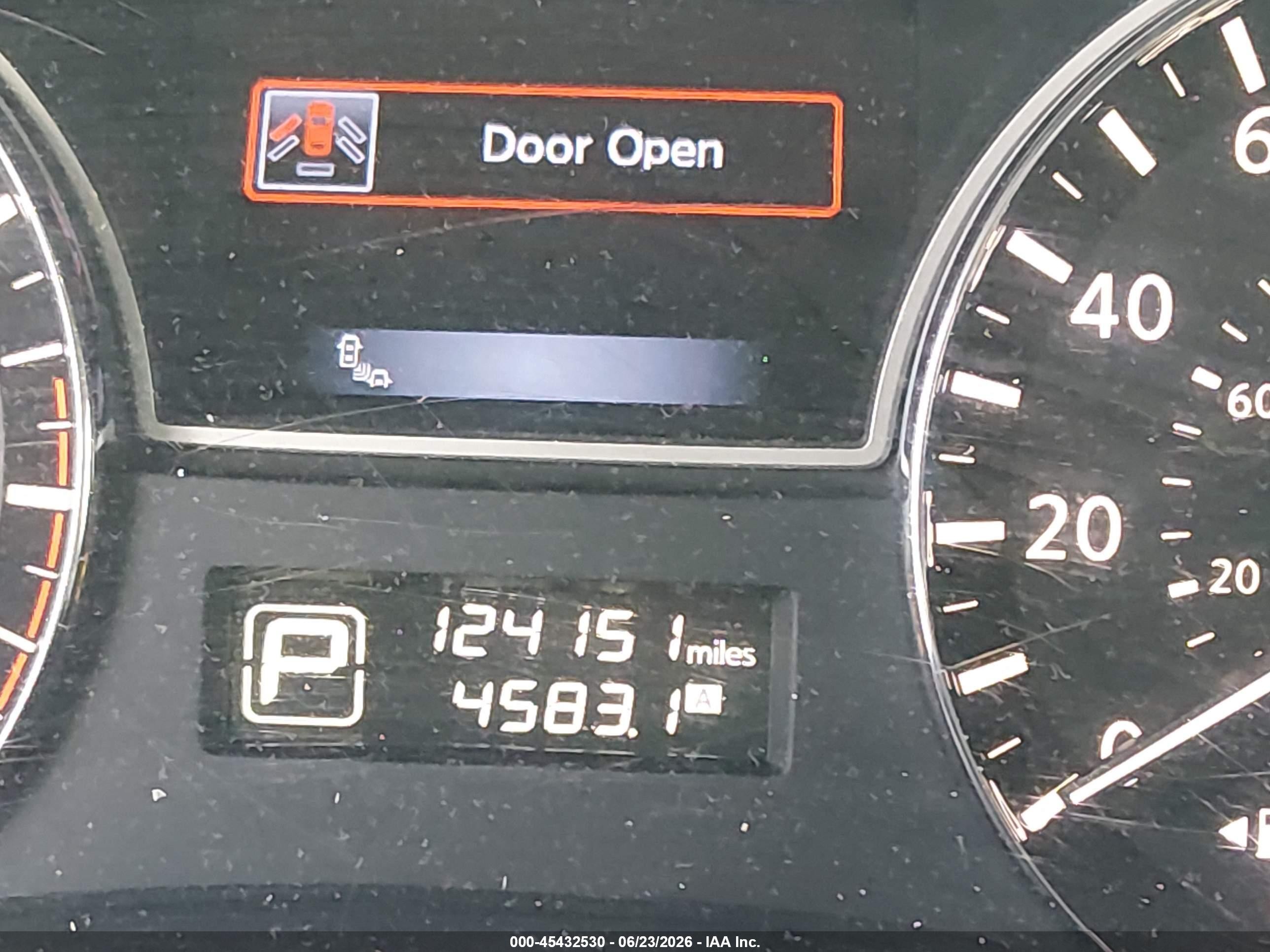 2015 Nissan Pathfinder Platinum Белый vin: 5N1AR2MN5FC656189