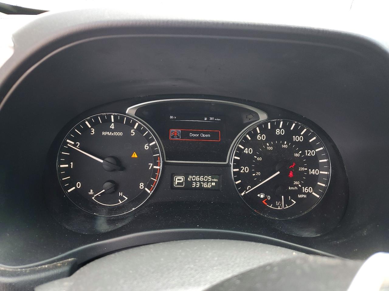 2015 Nissan Pathfinder Sv Silver vin: 5N1AR2MN5FC666074