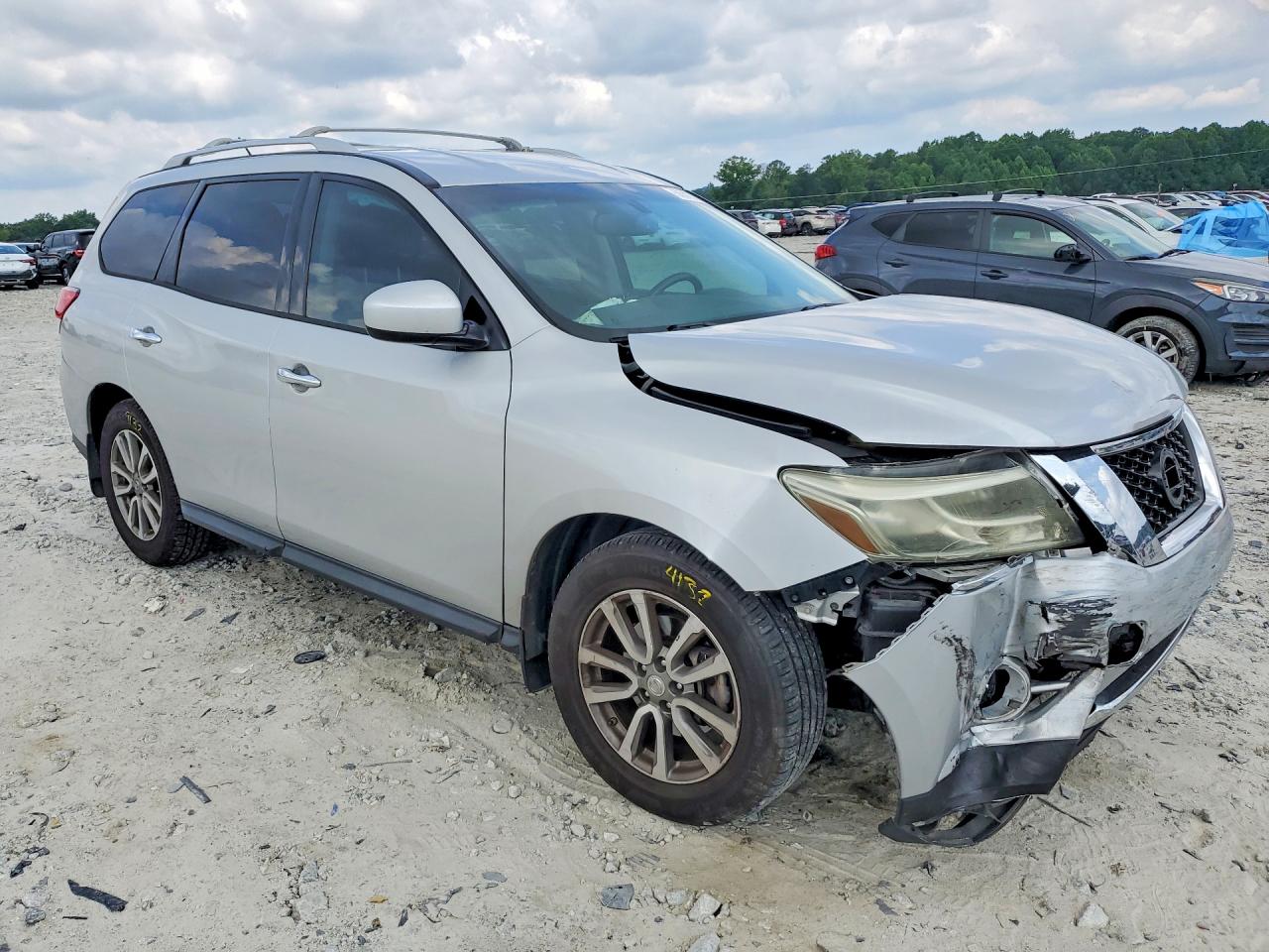 2015 Nissan Pathfinder Sv Silver vin: 5N1AR2MN5FC666074