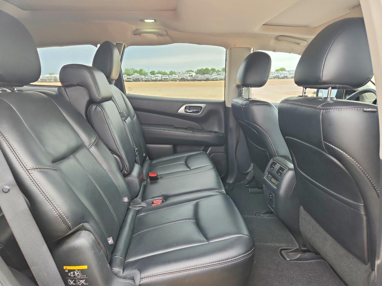 2015 Nissan Pathfinder Sl Black vin: 5N1AR2MN5FC676670