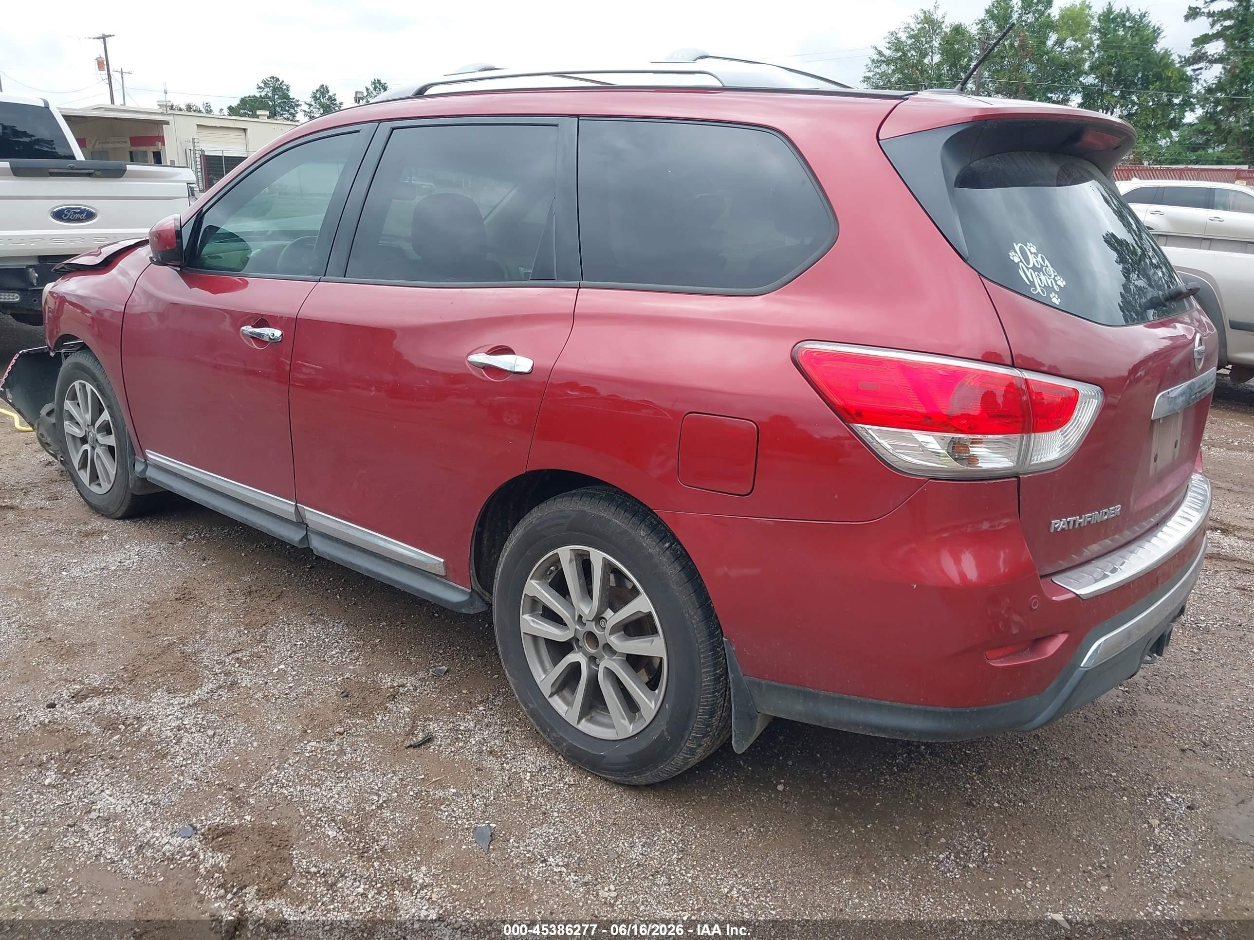 2015 Nissan Pathfinder Sl Красный vin: 5N1AR2MN5FC684641