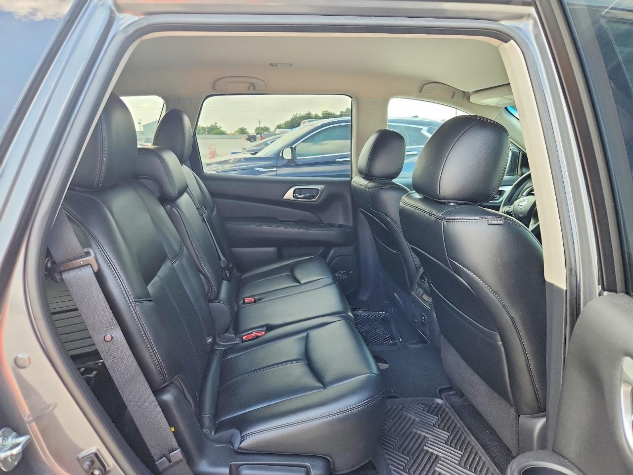 2015 Nissan Pathfinder Sl Gray vin: 5N1AR2MN5FC686292