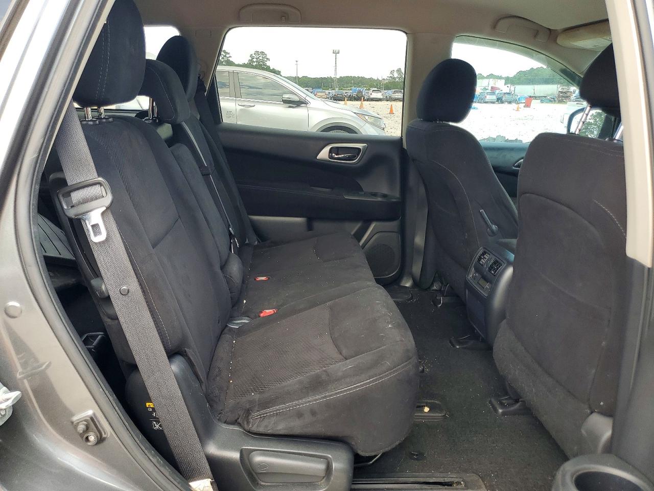 2015 Nissan Pathfinder Sv Gray vin: 5N1AR2MN5FC712227
