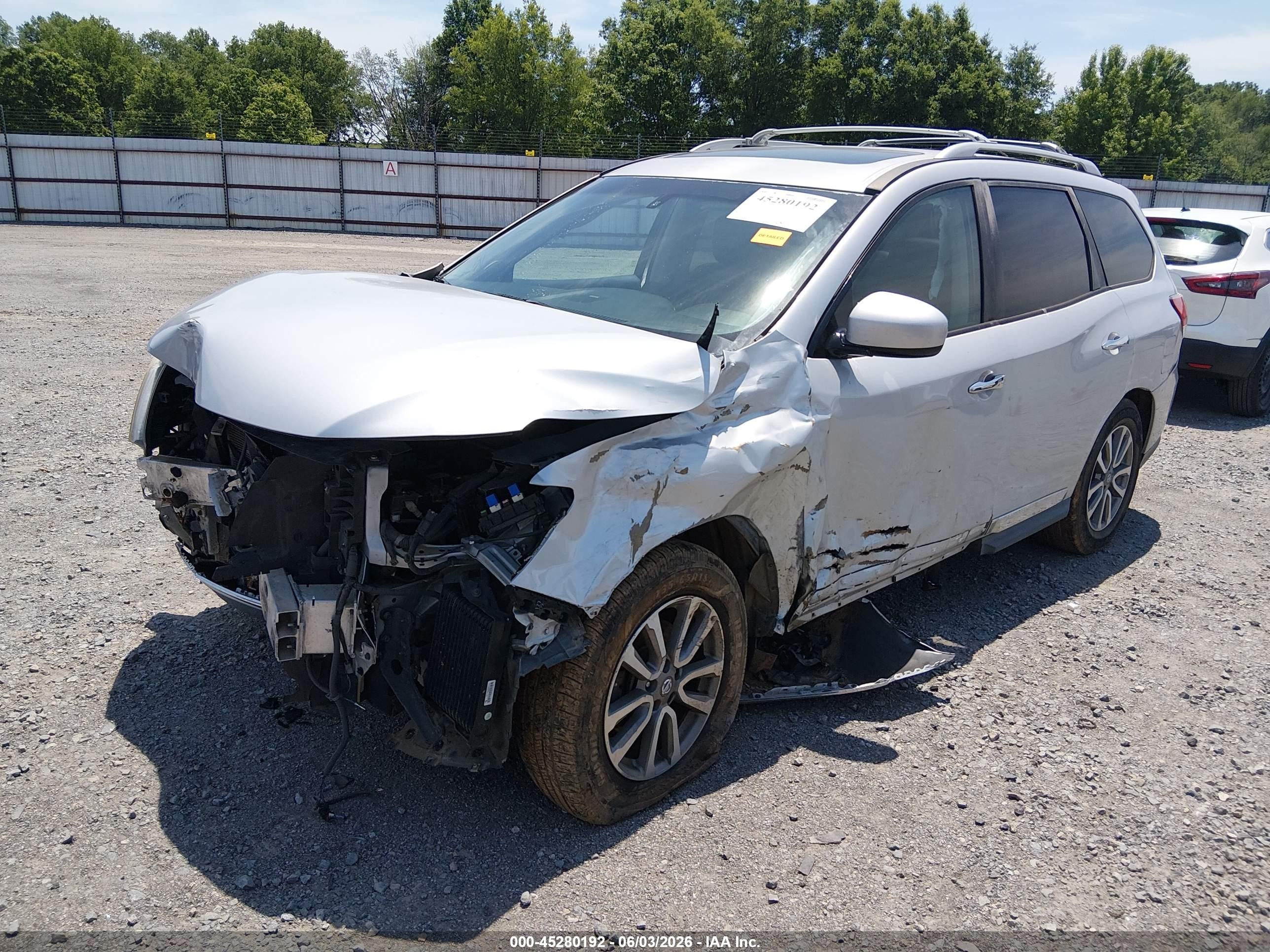 2013 Nissan Pathfinder Sl Silver vin: 5N1AR2MN6DC602459