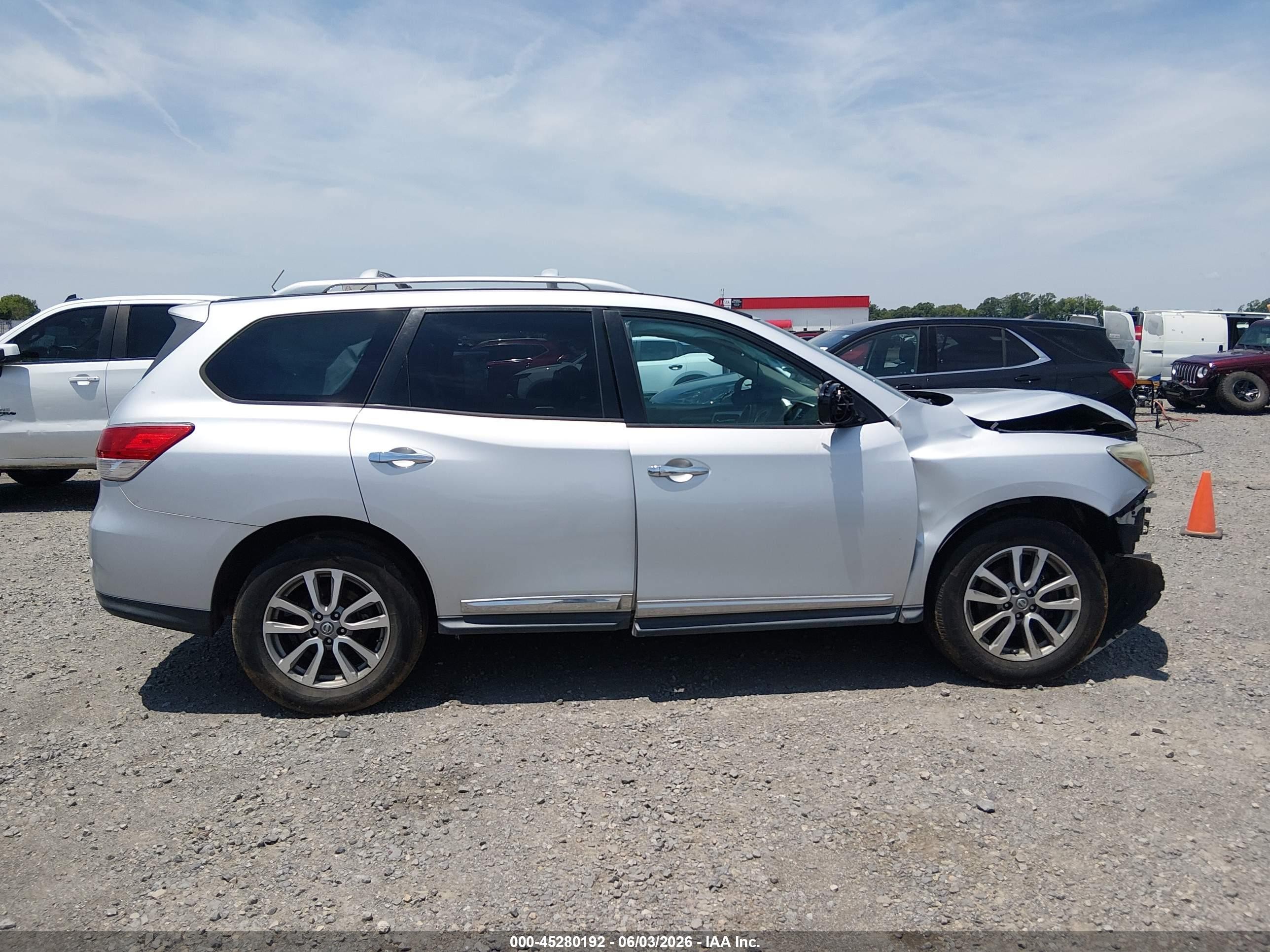 2013 Nissan Pathfinder Sl Silver vin: 5N1AR2MN6DC602459