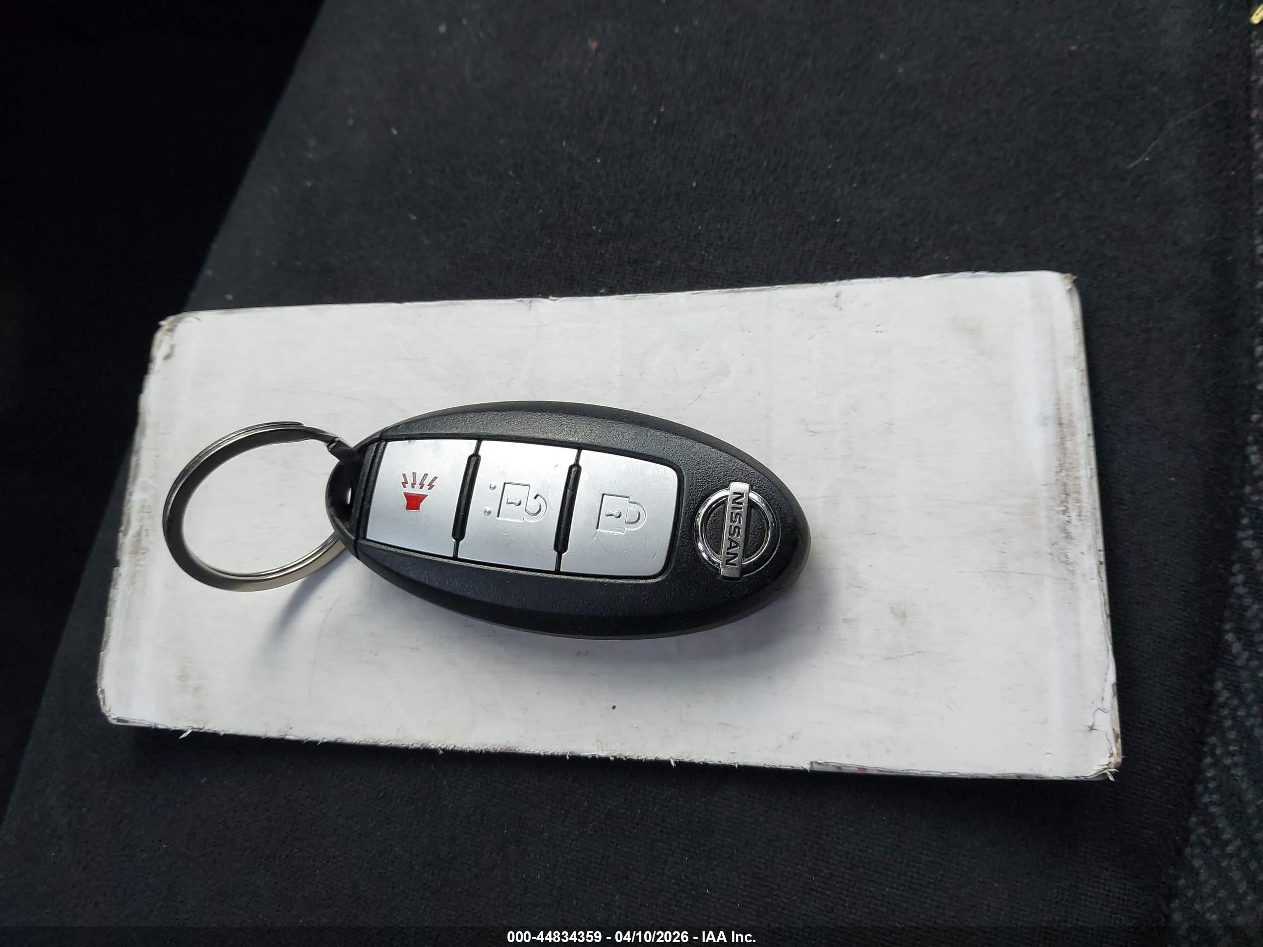 2013 Nissan Pathfinder S Red vin: 5N1AR2MN6DC643366