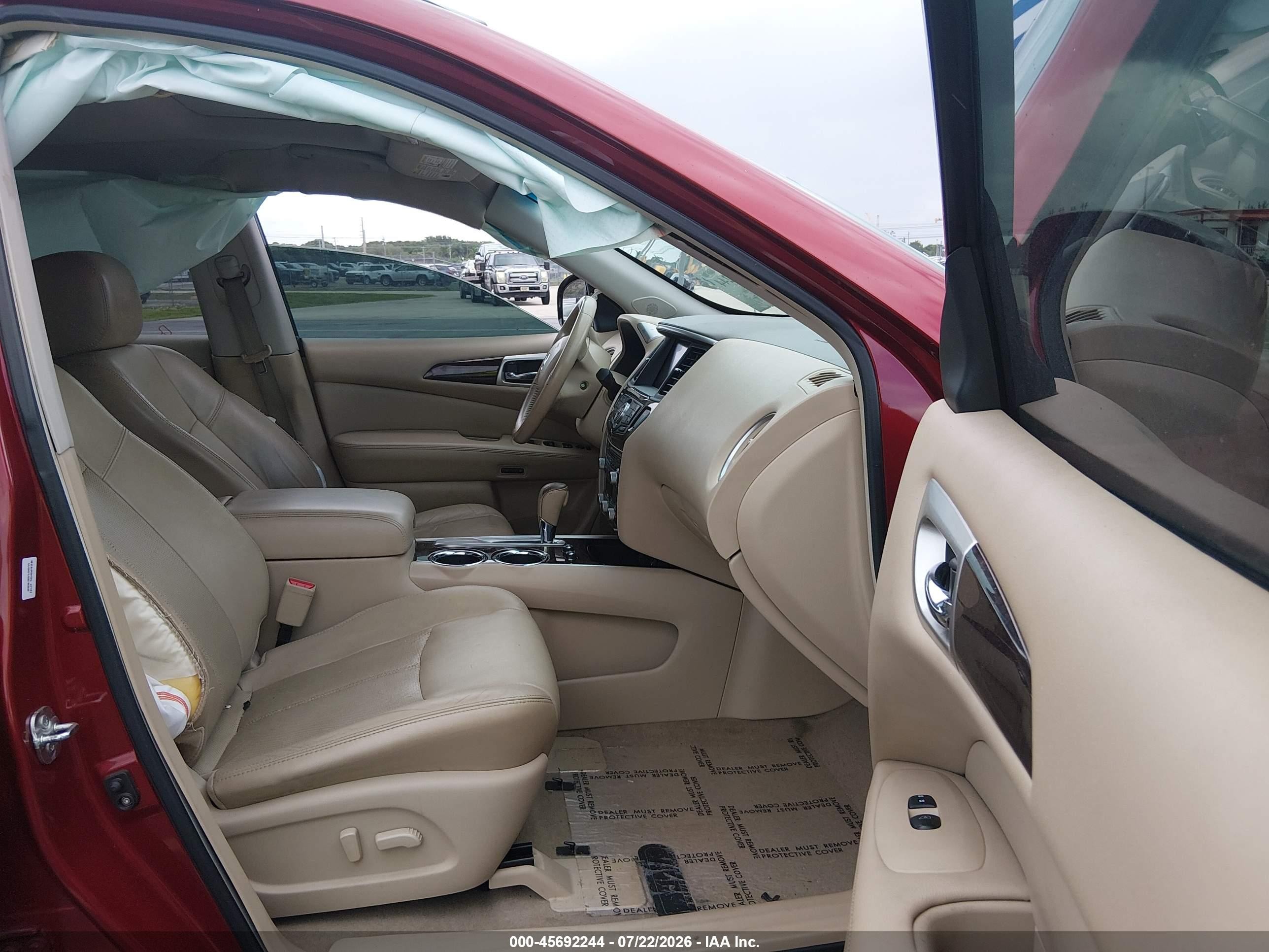 2013 Nissan Pathfinder Platinum Red vin: 5N1AR2MN6DC663830