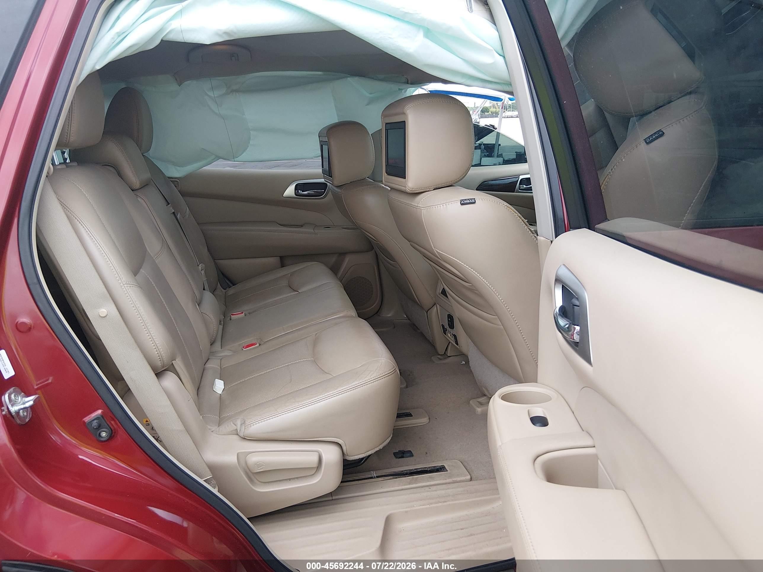 2013 Nissan Pathfinder Platinum Red vin: 5N1AR2MN6DC663830