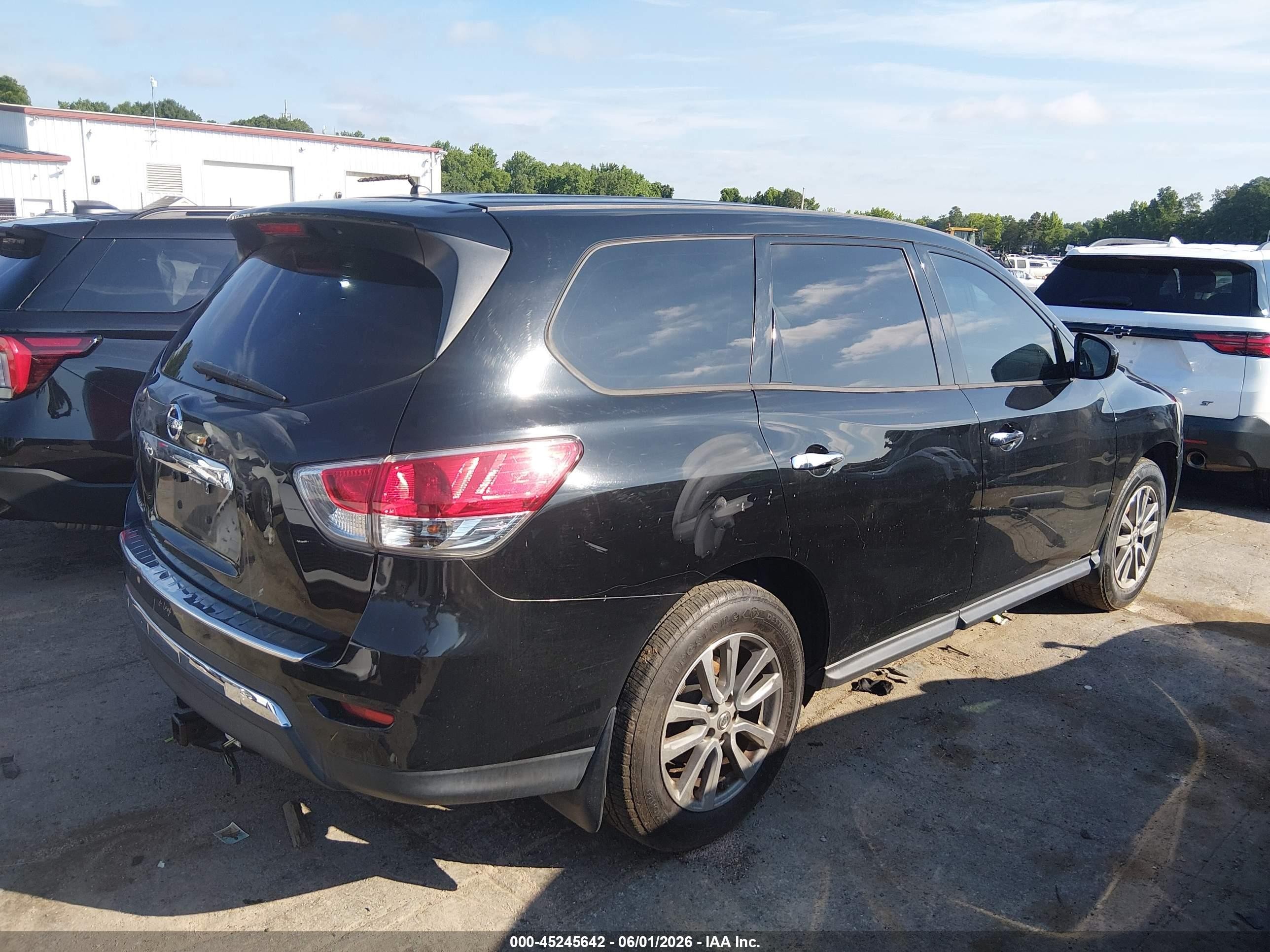 2014 Nissan Pathfinder S Черный vin: 5N1AR2MN6EC612667