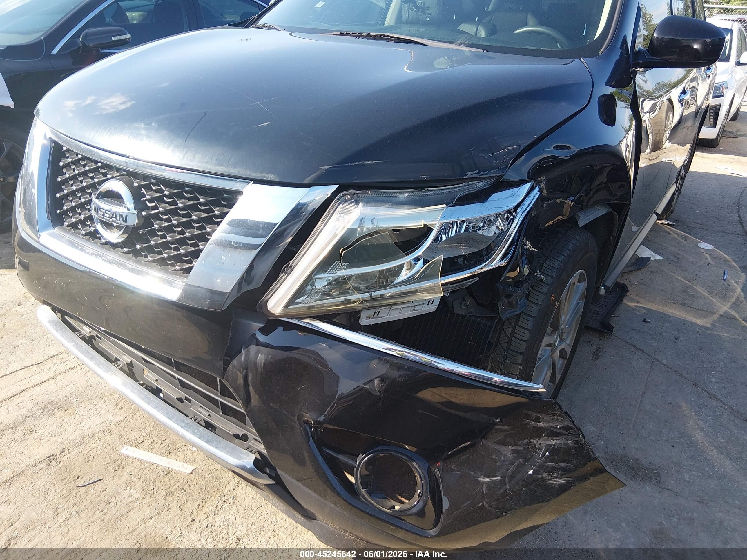 2014 Nissan Pathfinder S Черный vin: 5N1AR2MN6EC612667