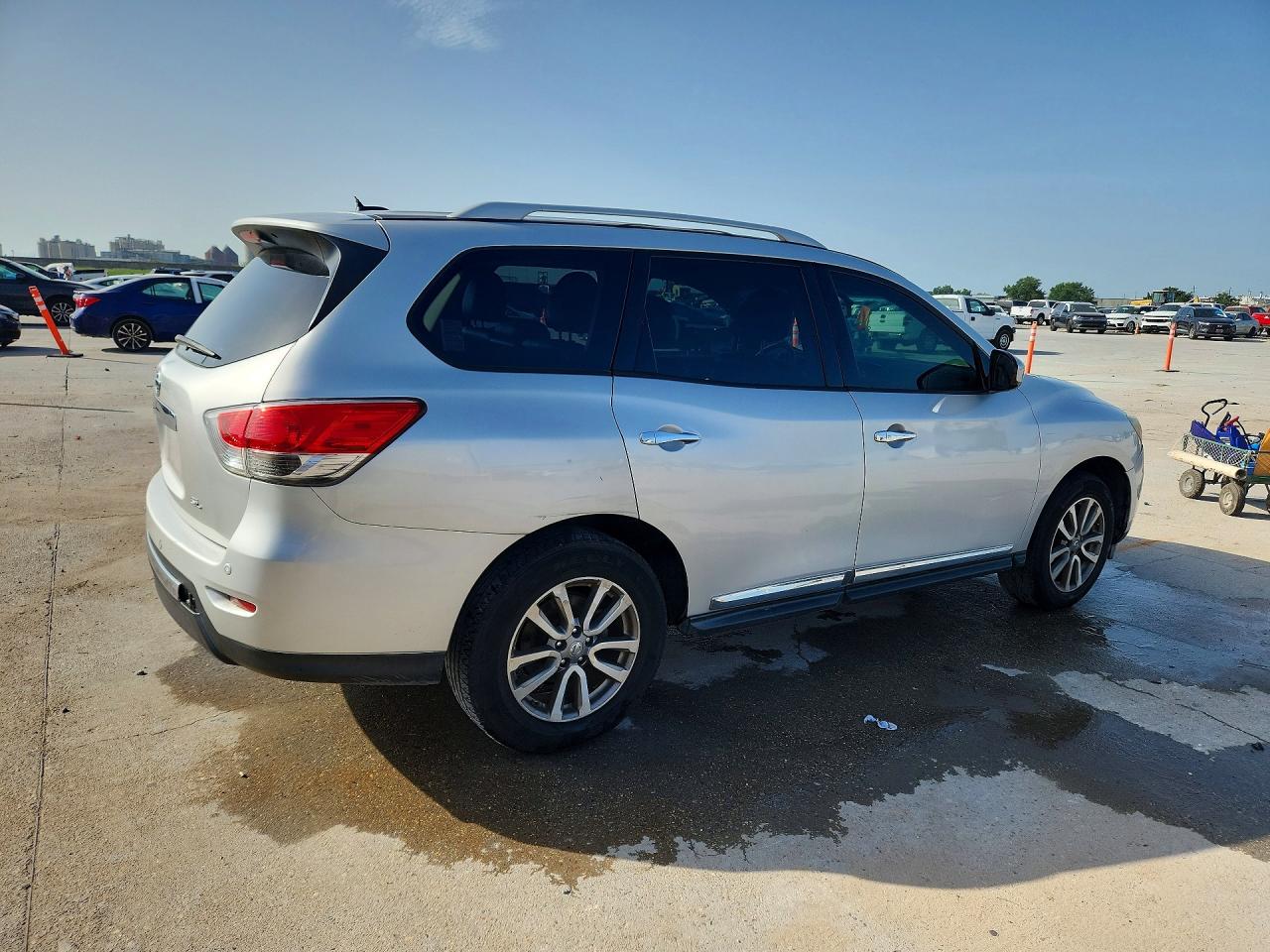 2014 Nissan Pathfinder Sl Silver vin: 5N1AR2MN6EC637987