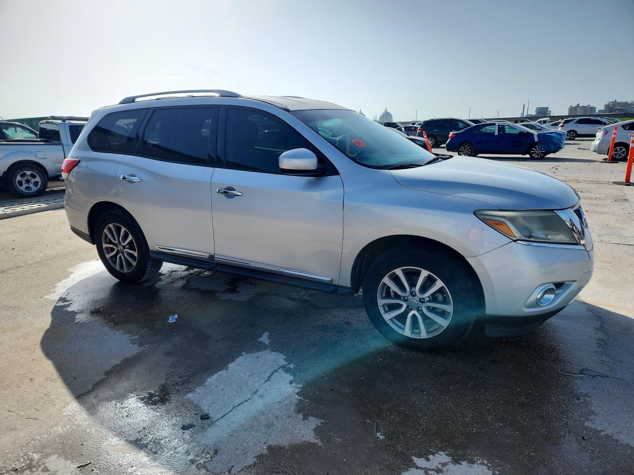 2014 Nissan Pathfinder Sl Silver vin: 5N1AR2MN6EC637987