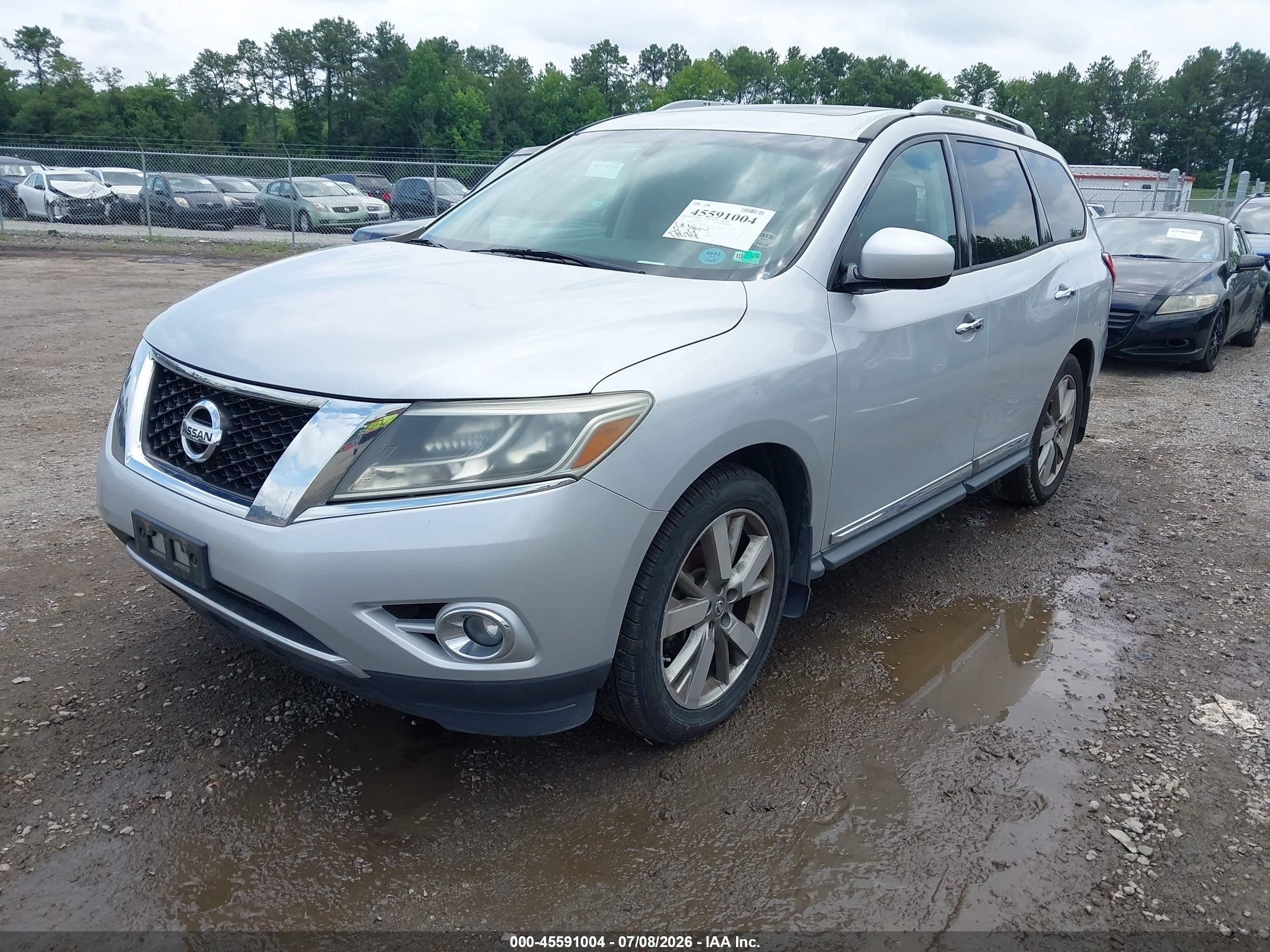 2014 Nissan Pathfinder Platinum Silver vin: 5N1AR2MN6EC641537