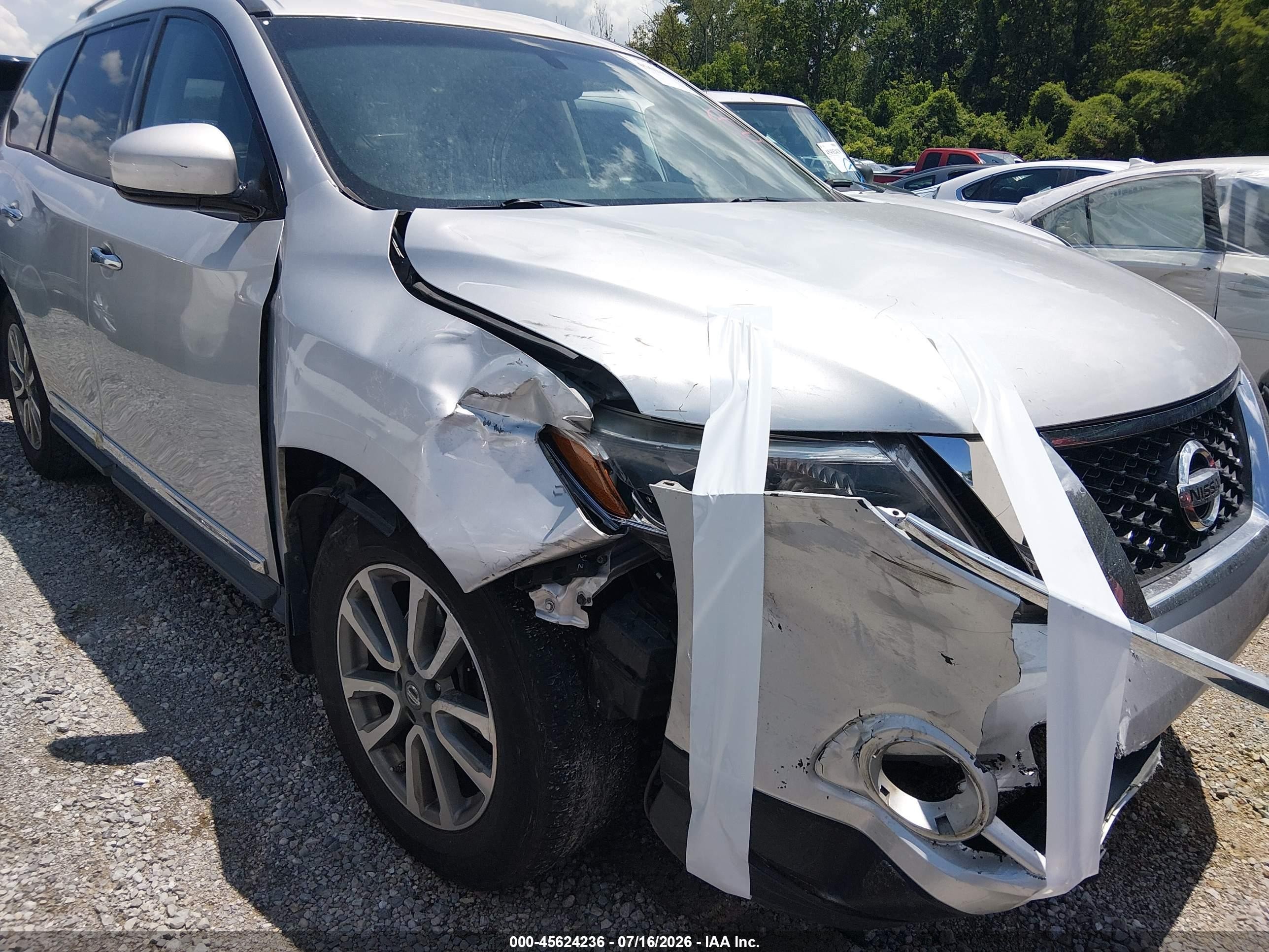 2014 Nissan Pathfinder Sl Silver vin: 5N1AR2MN6EC673128