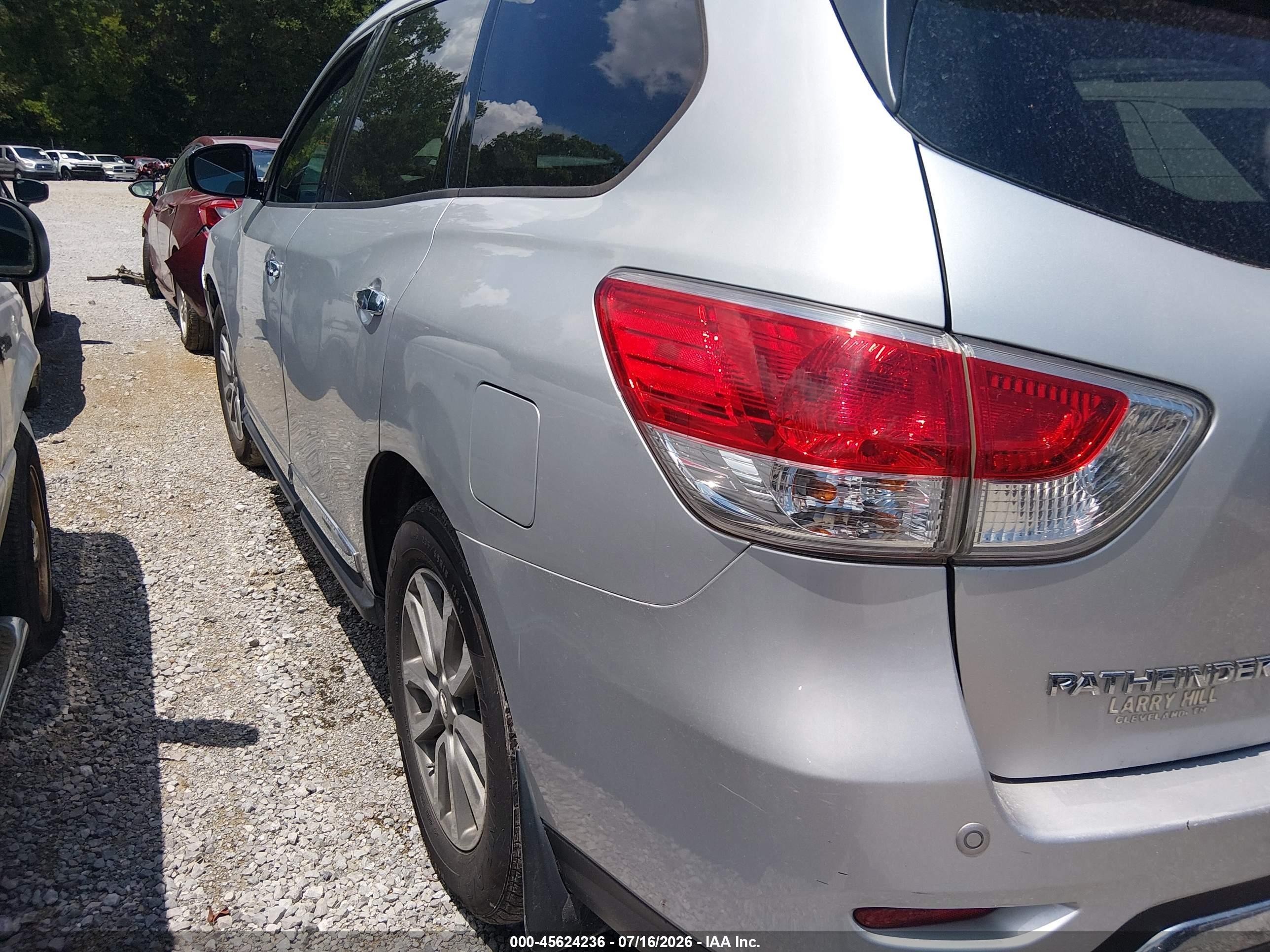 2014 Nissan Pathfinder Sl Серебряный vin: 5N1AR2MN6EC673128