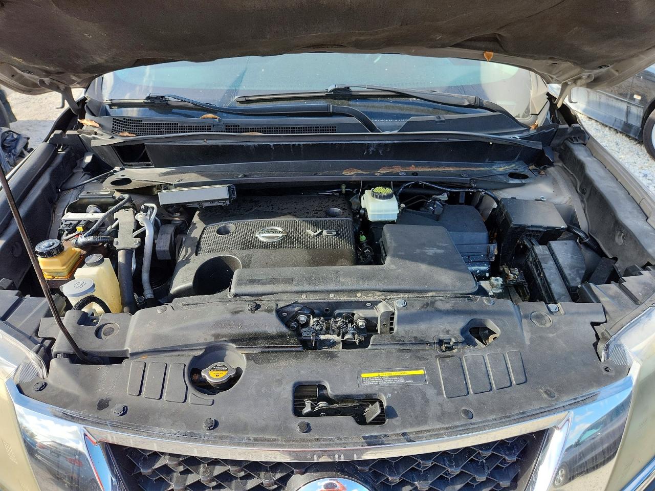 2014 Nissan Pathfinder S Серый vin: 5N1AR2MN6EC674280