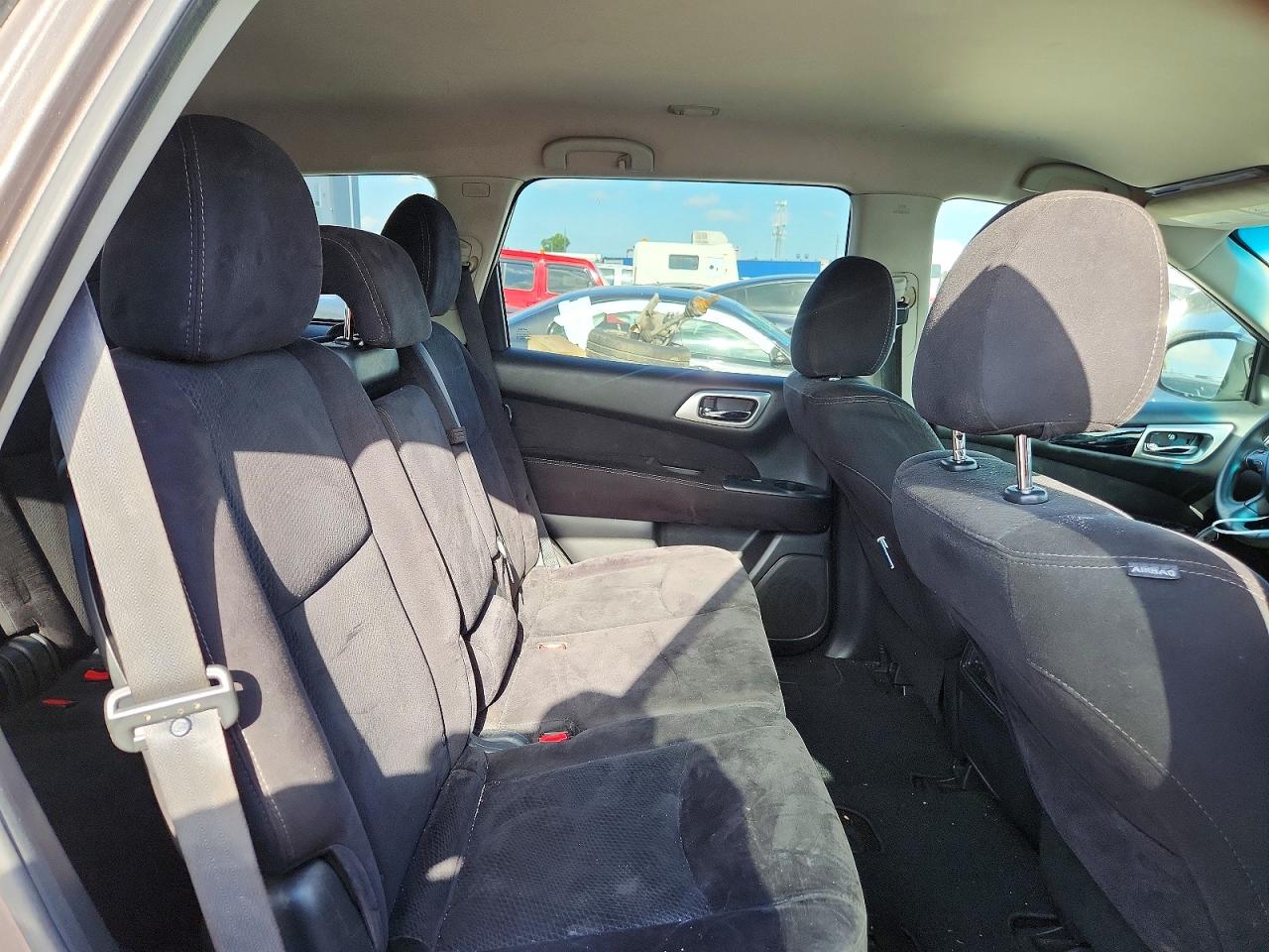 2014 Nissan Pathfinder S Серый vin: 5N1AR2MN6EC674280