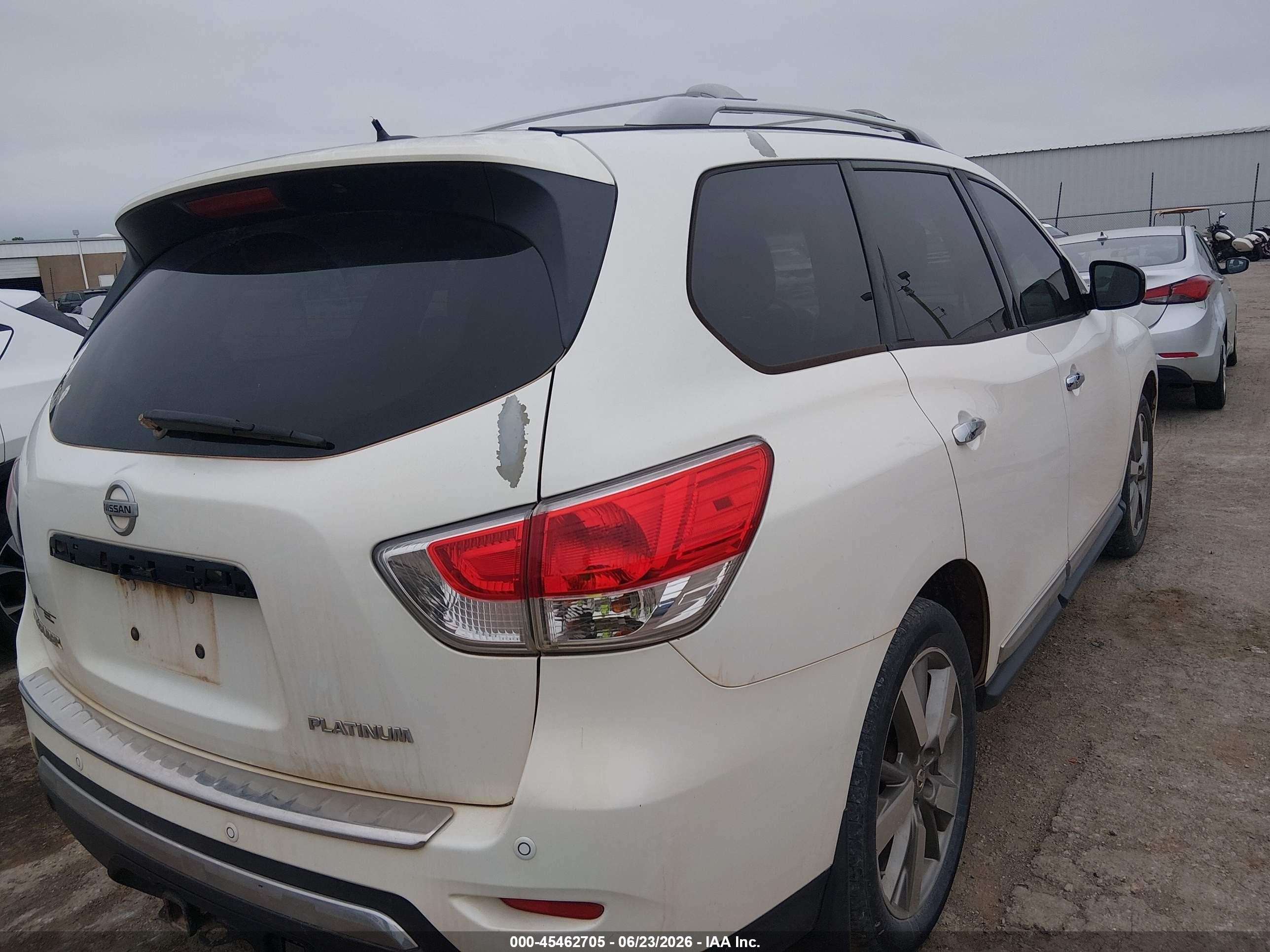 2014 Nissan Pathfinder Platinum Белый vin: 5N1AR2MN6EC686817