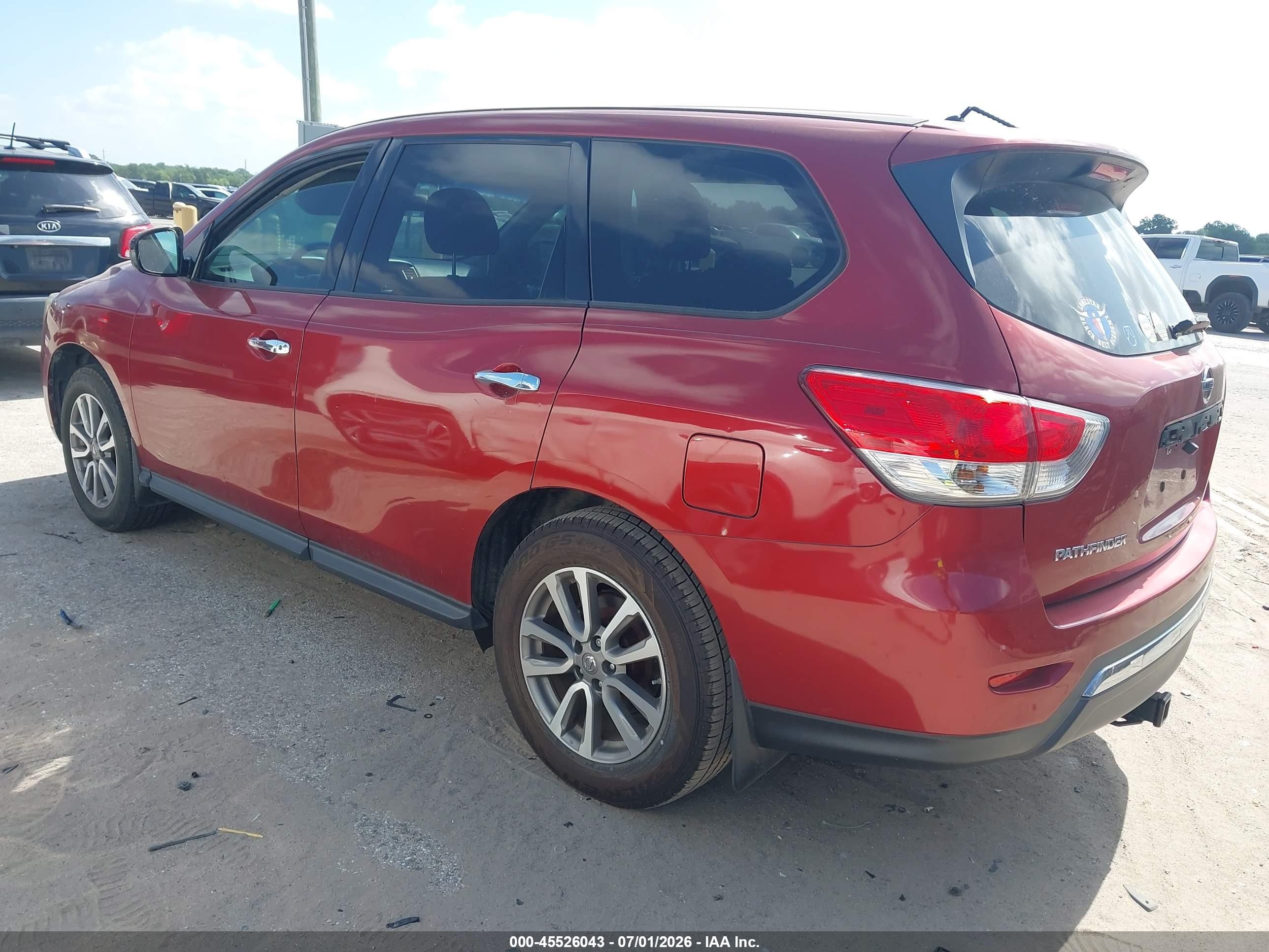 2014 Nissan Pathfinder S Red vin: 5N1AR2MN6EC718875