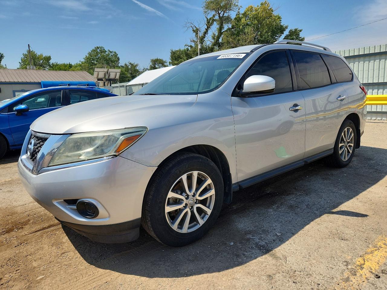 2014 Nissan Pathfinder Sv Silver vin: 5N1AR2MN6EC720657