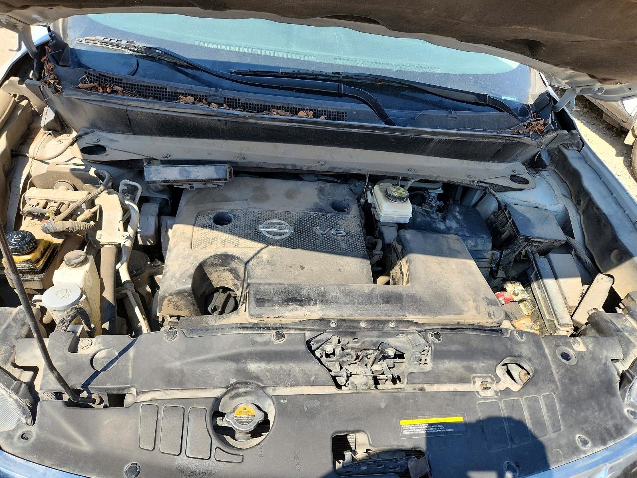 2014 Nissan Pathfinder Sv Silver vin: 5N1AR2MN6EC720657