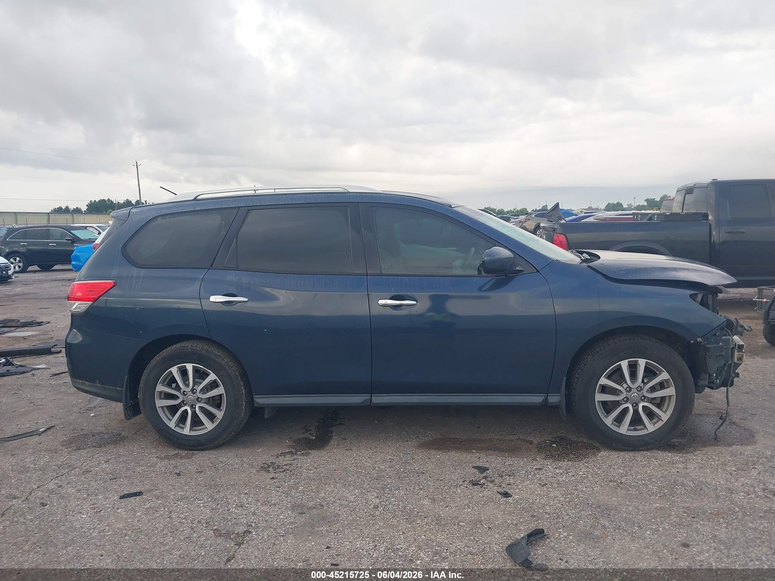 2014 Nissan Pathfinder Sv Dark Blue vin: 5N1AR2MN6EC732226