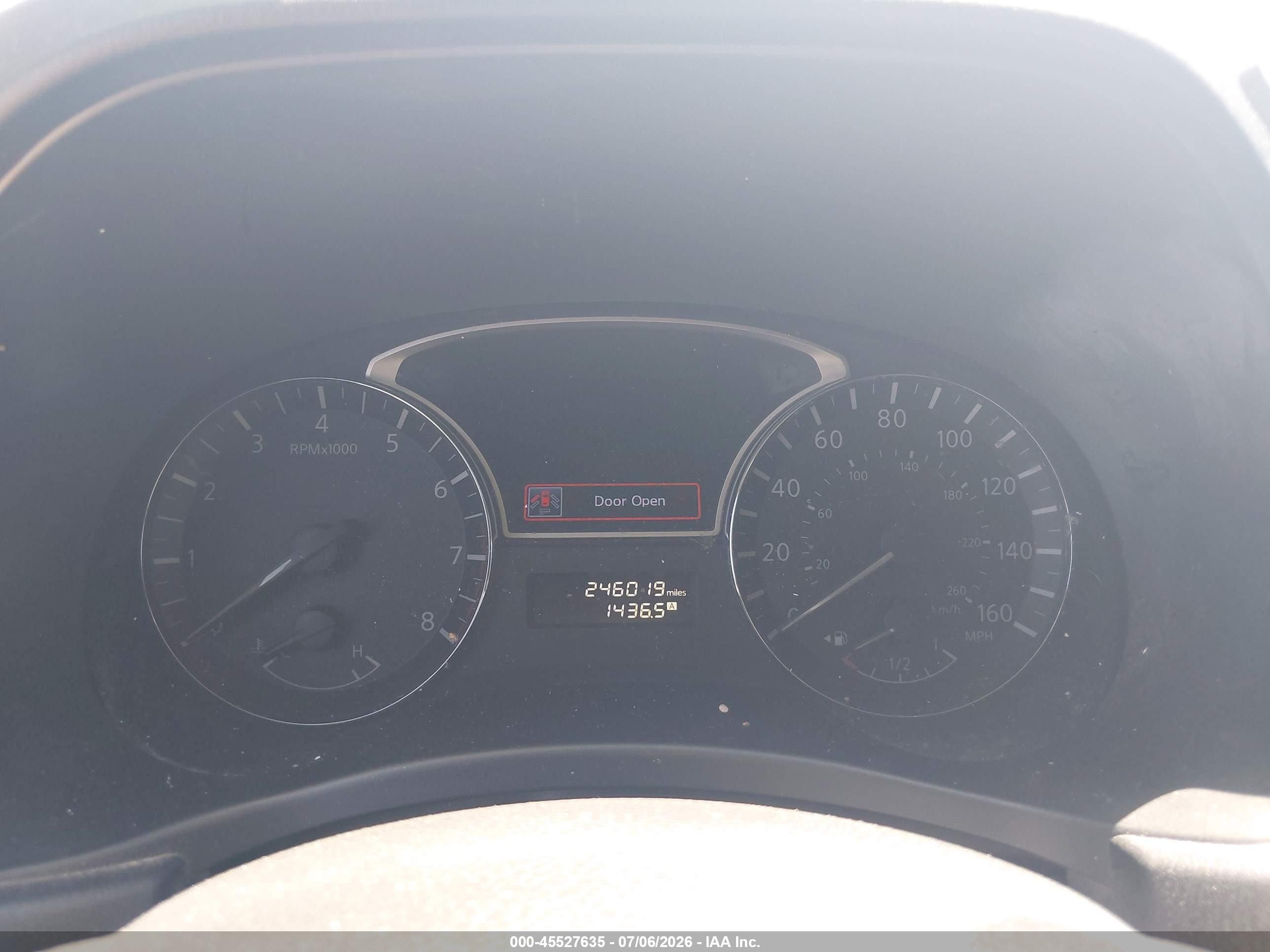 2015 Nissan Pathfinder S Brown vin: 5N1AR2MN6FC606305