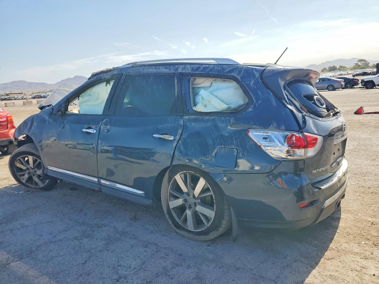2015 Nissan Pathfinder S Синий vin: 5N1AR2MN6FC640020