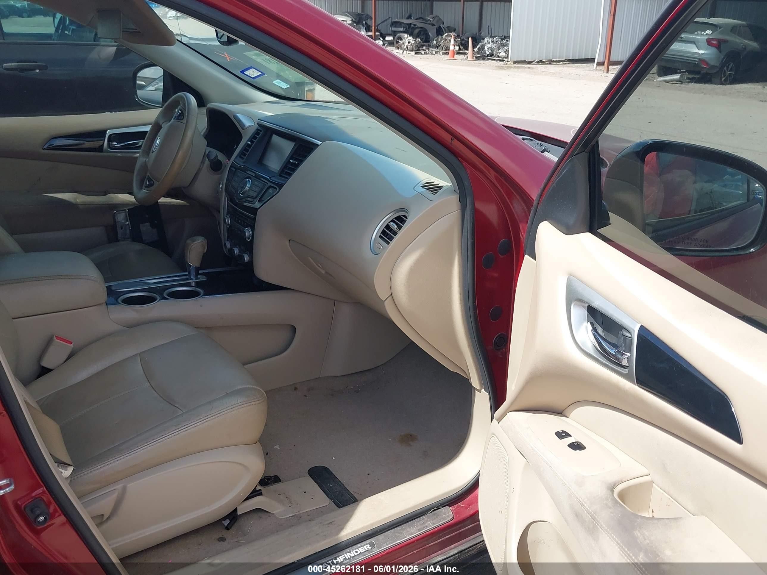 2015 Nissan Pathfinder Sv Red vin: 5N1AR2MN6FC643855