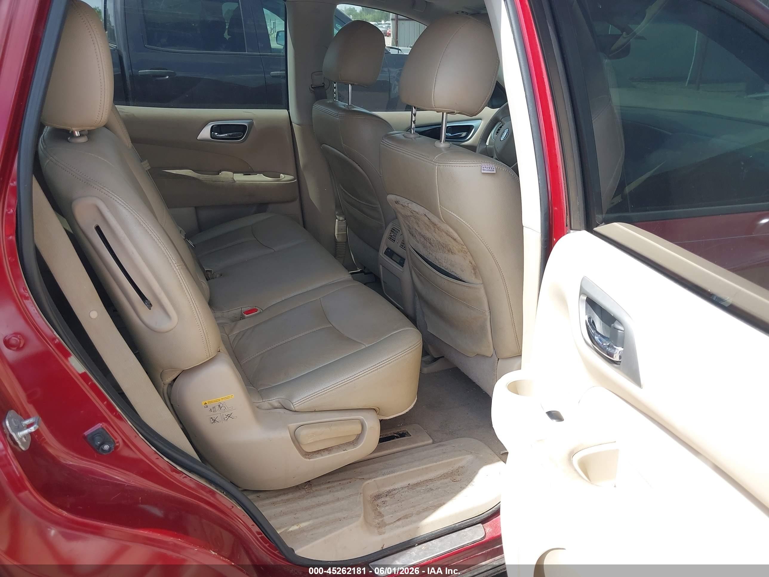2015 Nissan Pathfinder Sv Red vin: 5N1AR2MN6FC643855