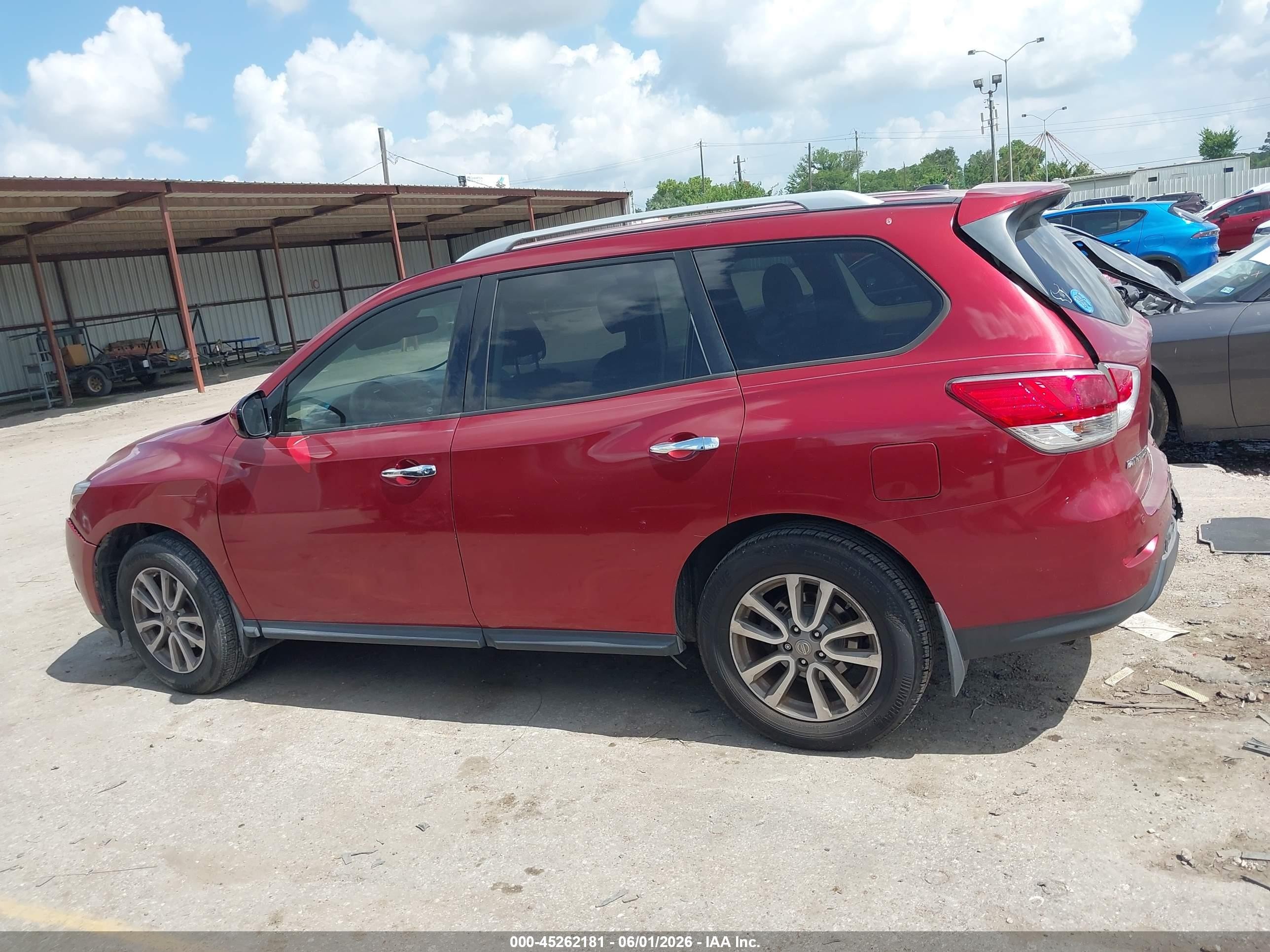 2015 Nissan Pathfinder Sv Red vin: 5N1AR2MN6FC643855
