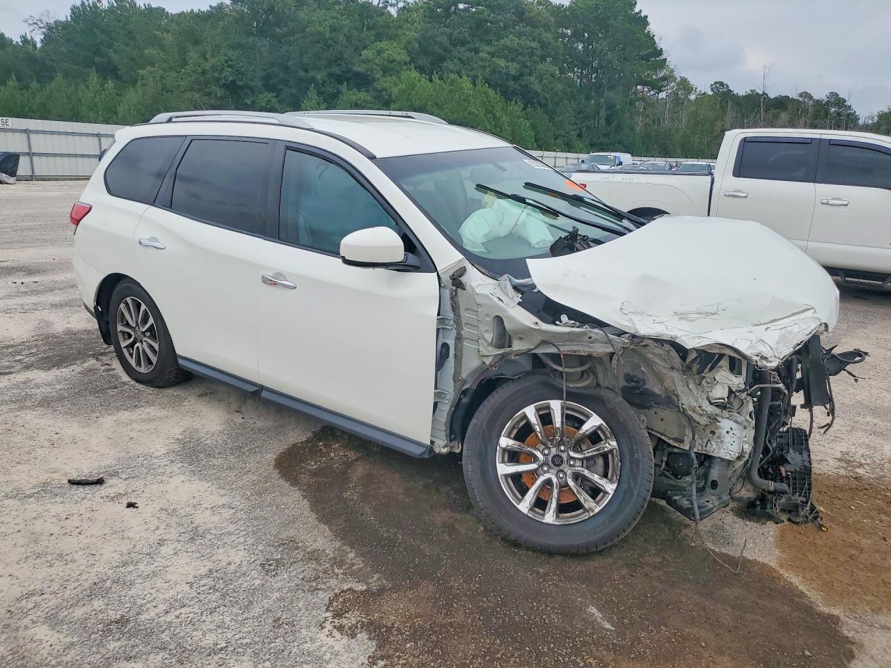 2015 Nissan Pathfinder Sv White vin: 5N1AR2MN6FC646206