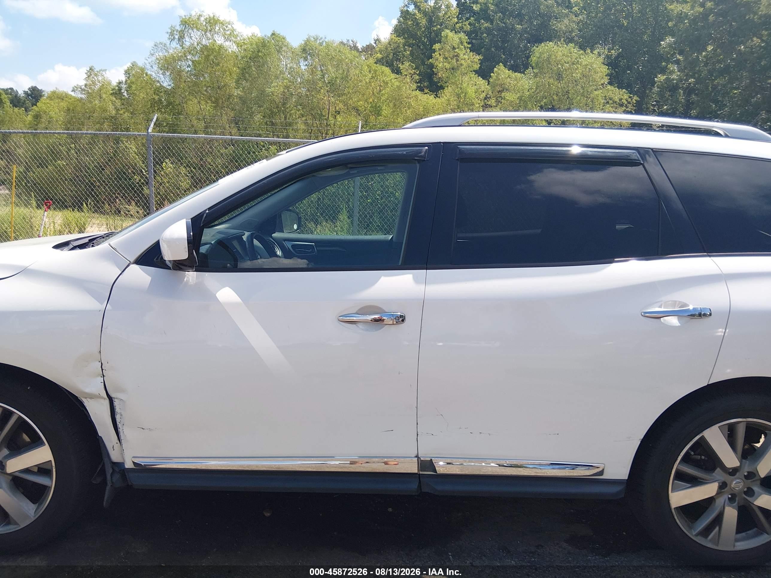 2015 Nissan Pathfinder Platinum White vin: 5N1AR2MN6FC656847