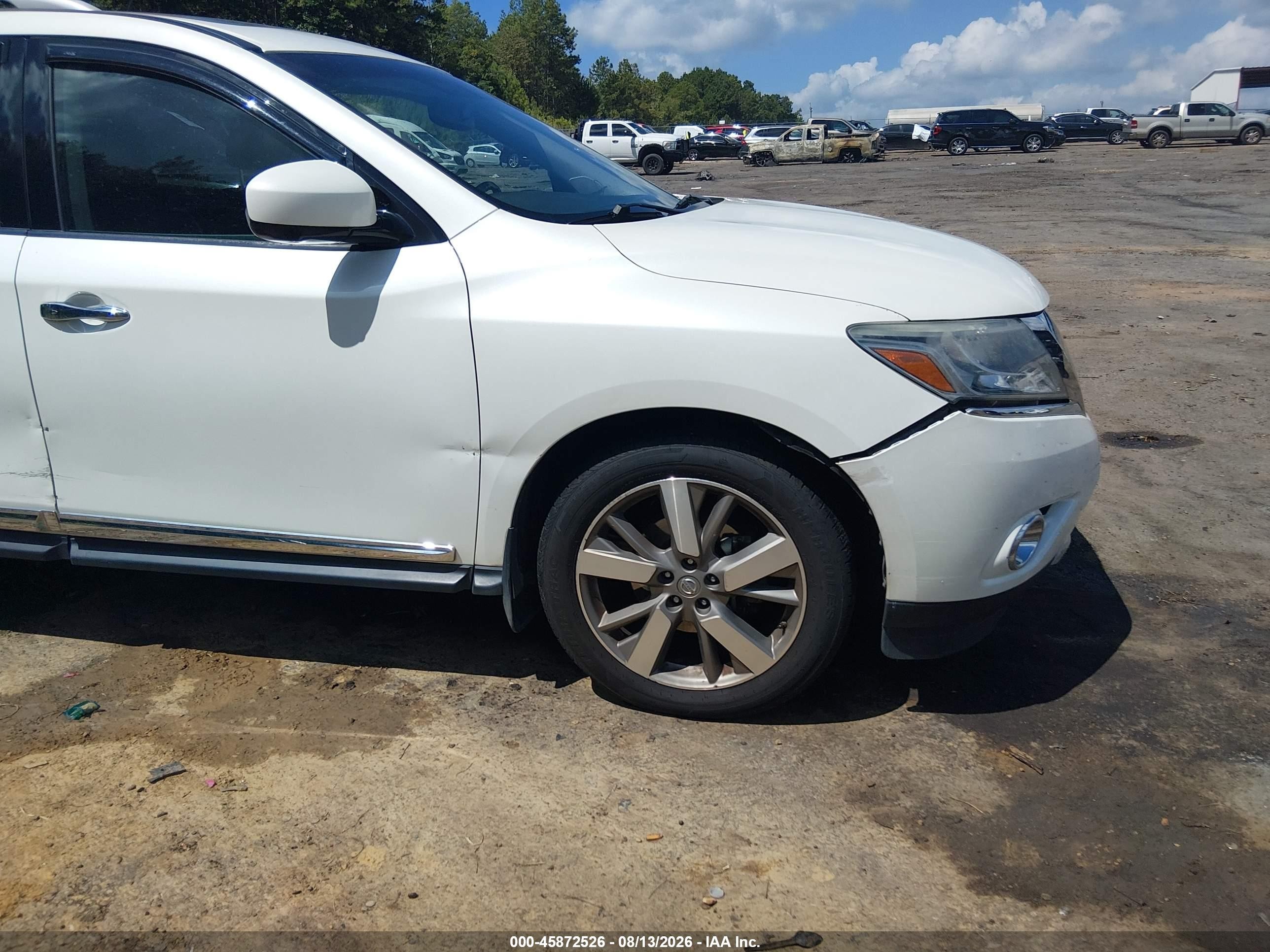 2015 Nissan Pathfinder Platinum White vin: 5N1AR2MN6FC656847