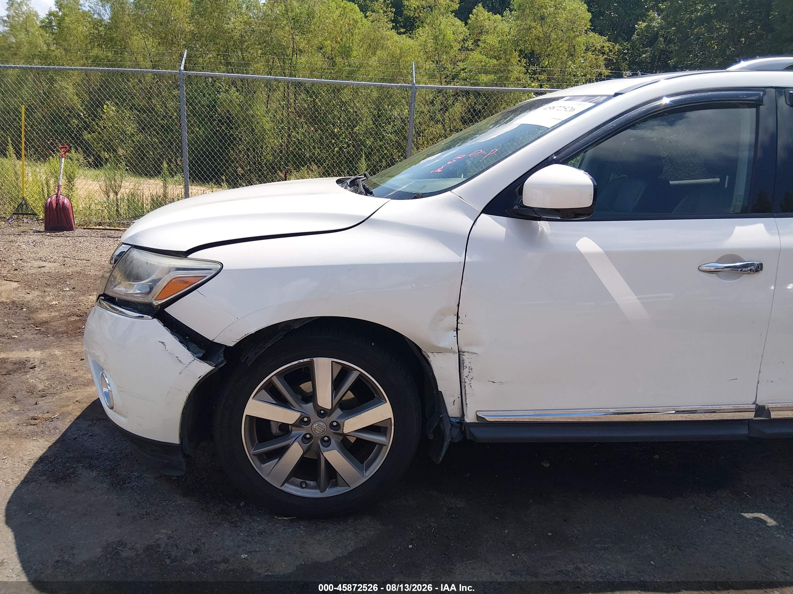 2015 Nissan Pathfinder Platinum White vin: 5N1AR2MN6FC656847