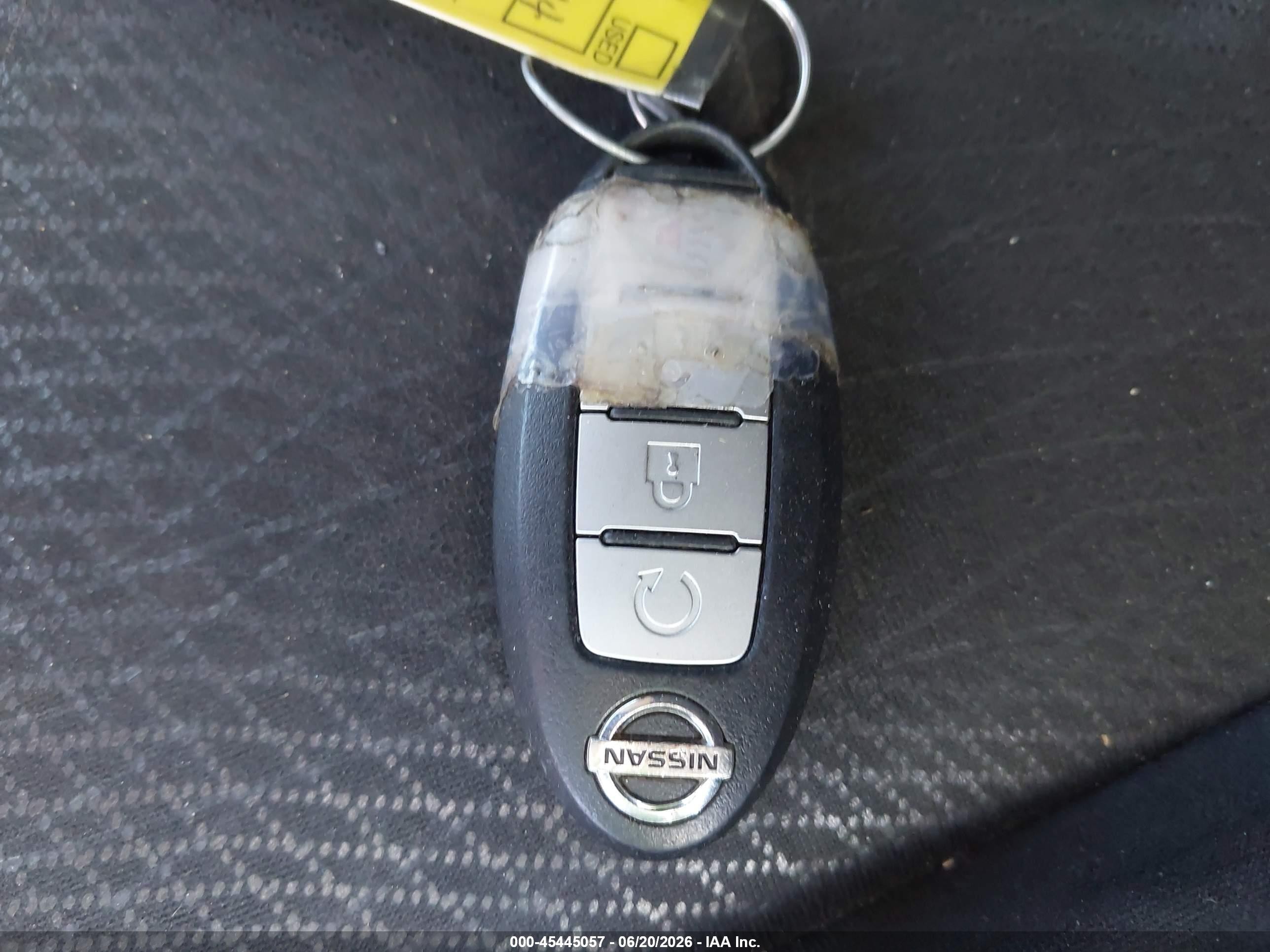 2015 Nissan Pathfinder Sv Silver vin: 5N1AR2MN6FC698015