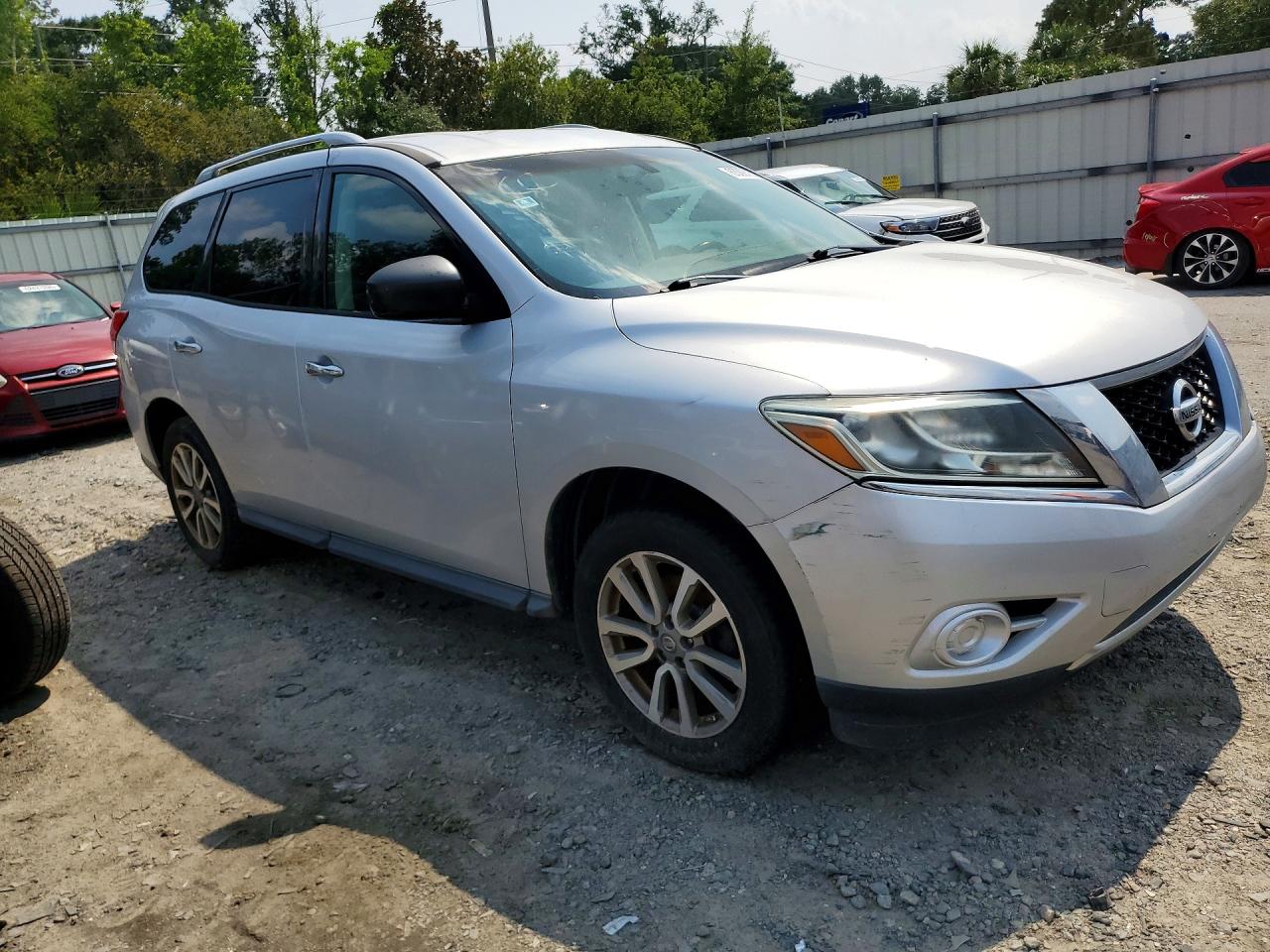 2013 Nissan Pathfinder S Silver vin: 5N1AR2MN7DC608321