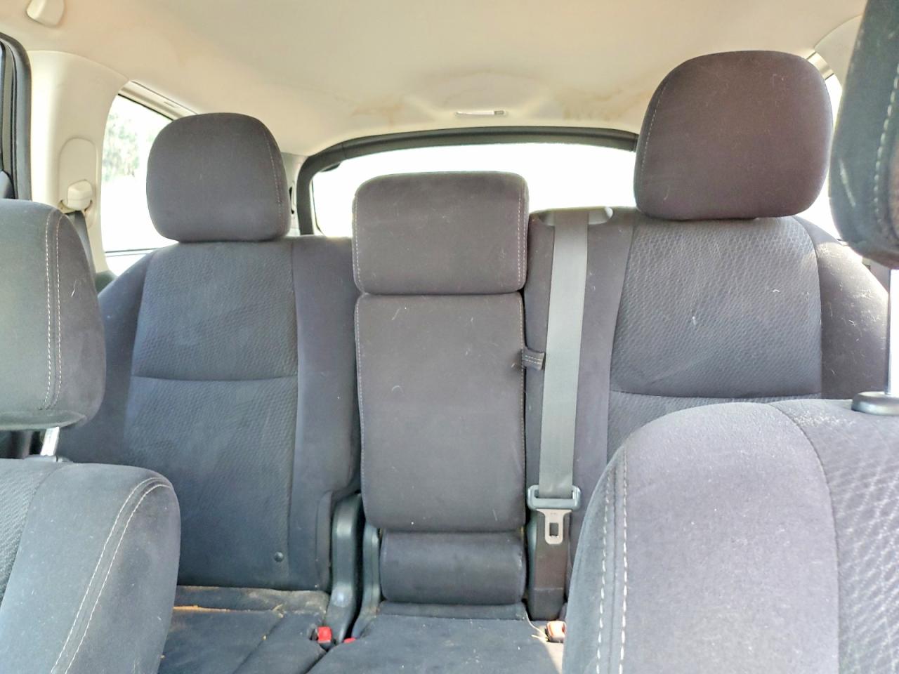 2013 Nissan Pathfinder S Silver vin: 5N1AR2MN7DC608321