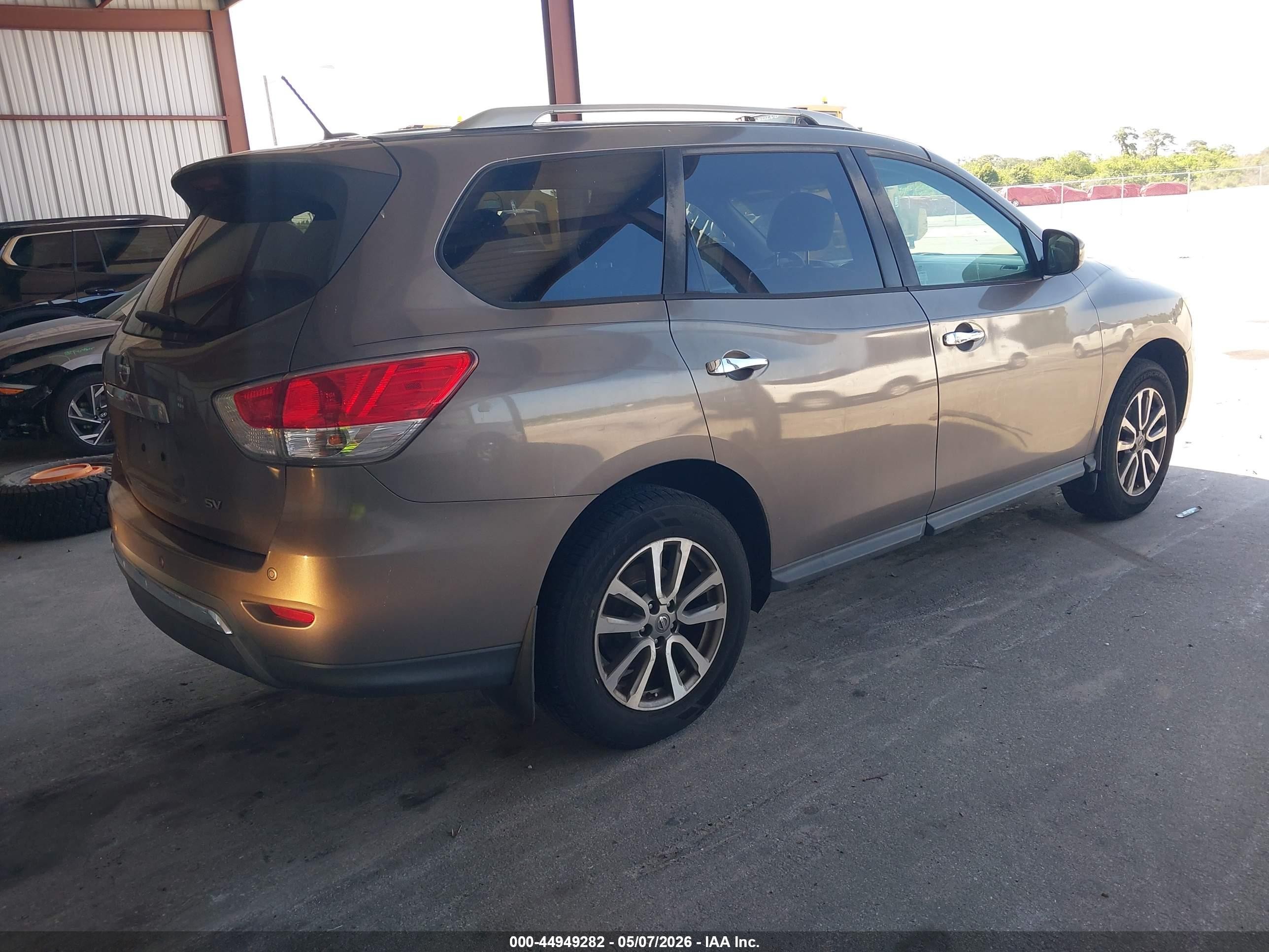 2013 Nissan Pathfinder Sv Gray vin: 5N1AR2MN7DC613275