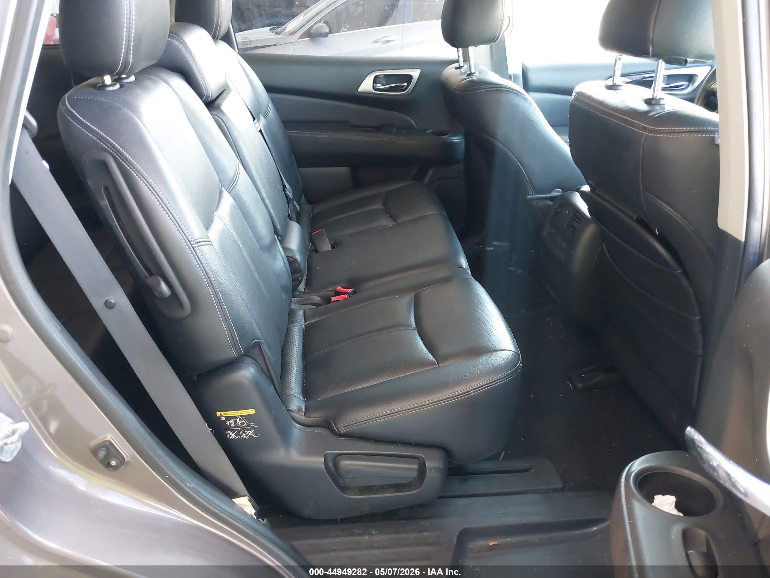 2013 Nissan Pathfinder Sv Gray vin: 5N1AR2MN7DC613275