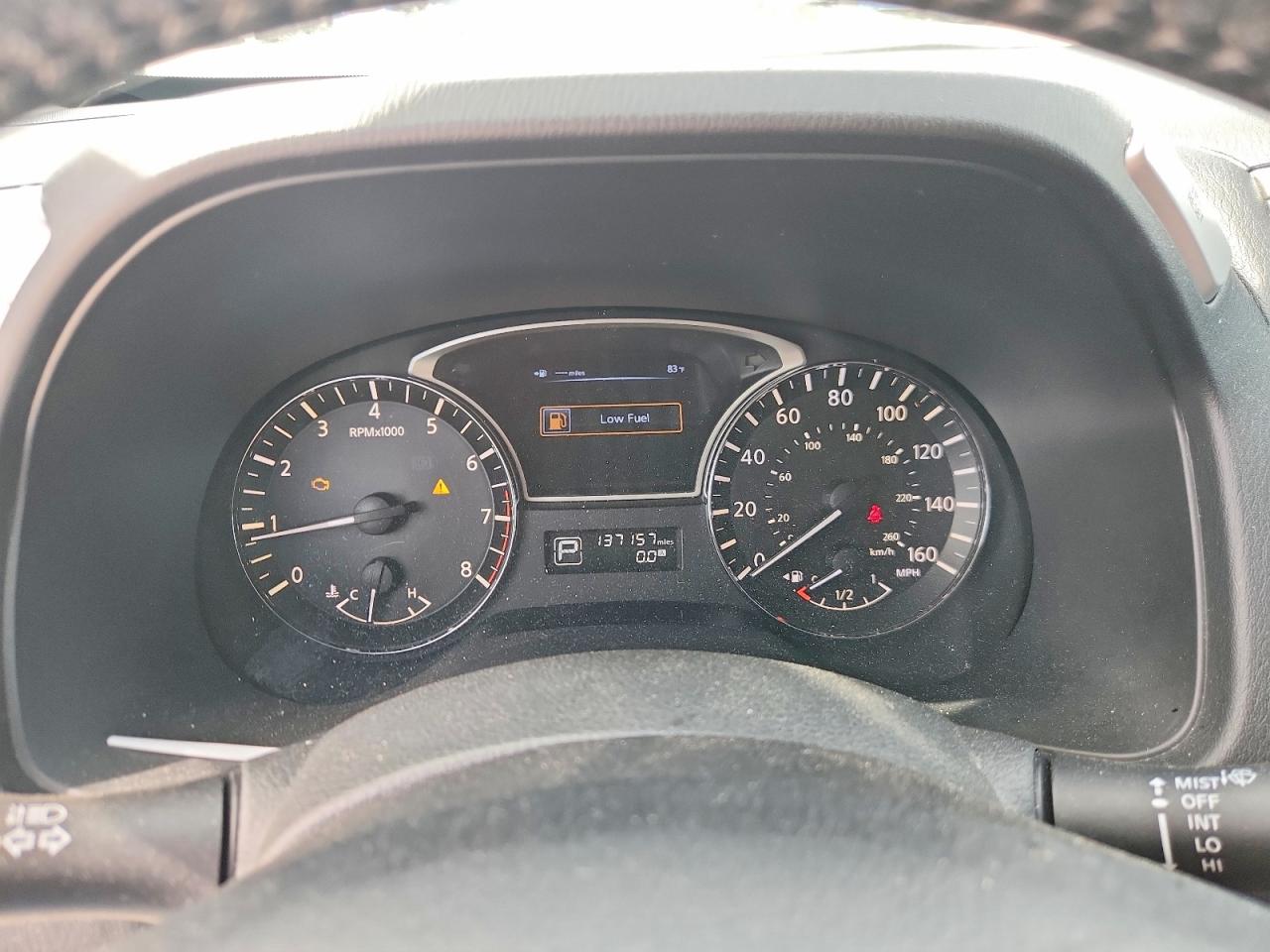 2013 Nissan Pathfinder S Silver vin: 5N1AR2MN7DC651704