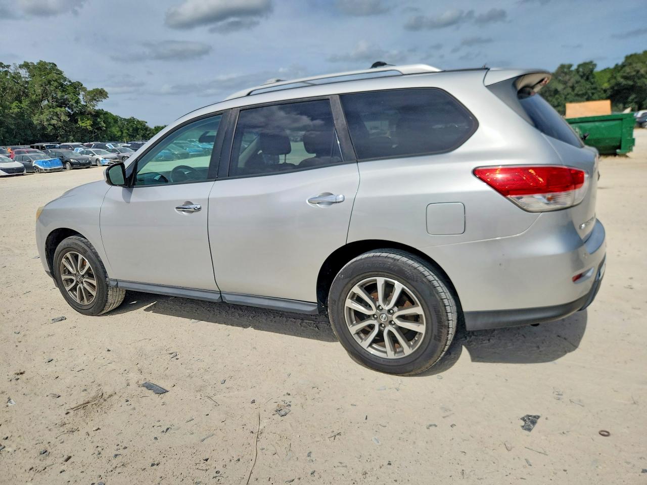 2013 Nissan Pathfinder S Silver vin: 5N1AR2MN7DC651704