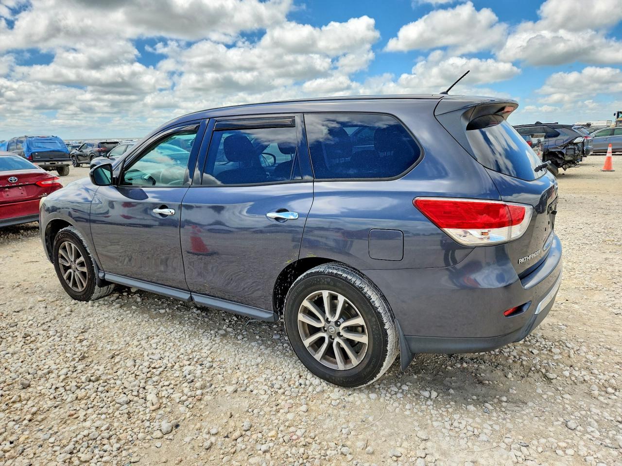 2013 Nissan Pathfinder S Gray vin: 5N1AR2MN7DC668146