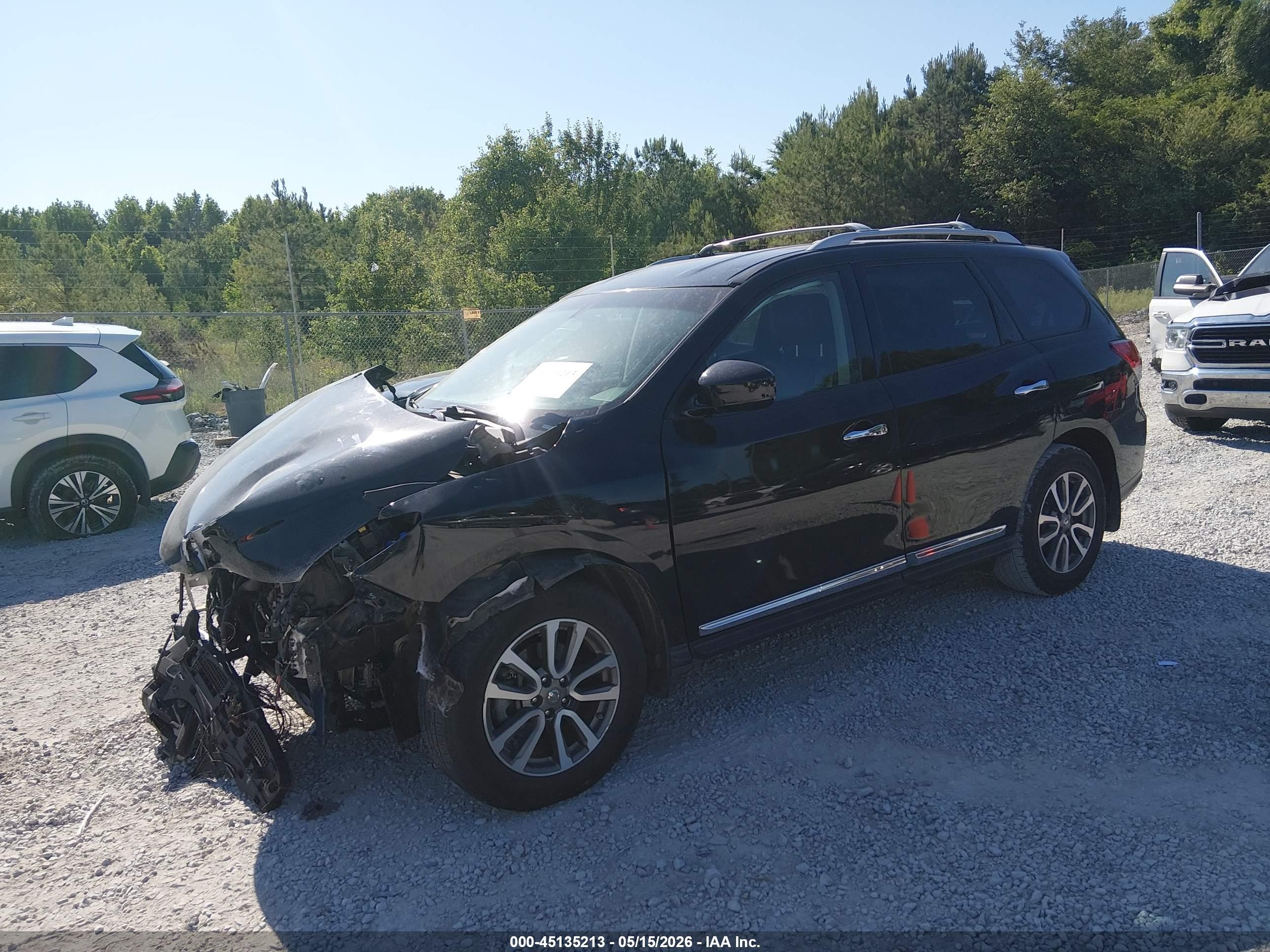 2014 Nissan Pathfinder Sl Черный vin: 5N1AR2MN7EC616260