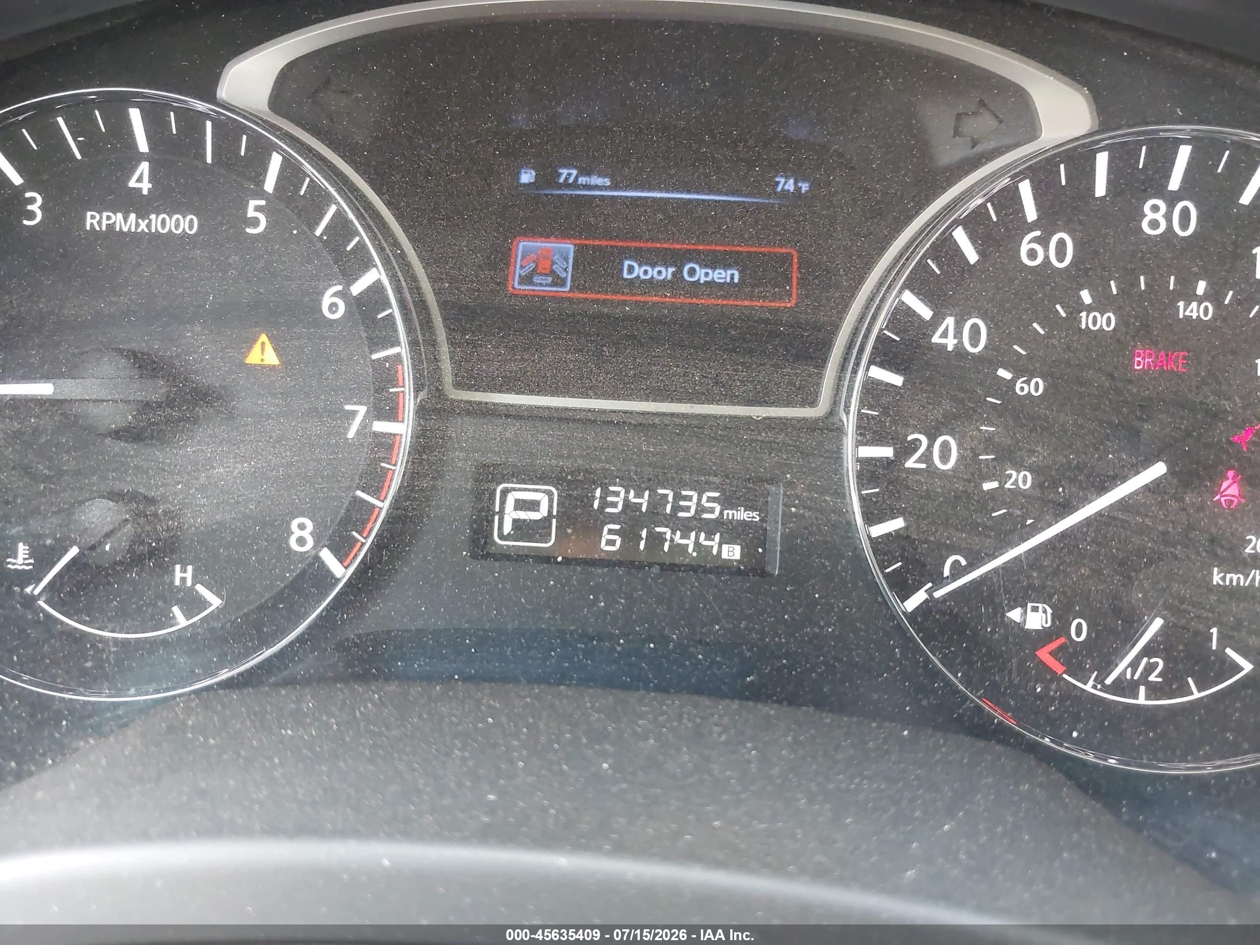 2014 Nissan Pathfinder Sv White vin: 5N1AR2MN7EC617554