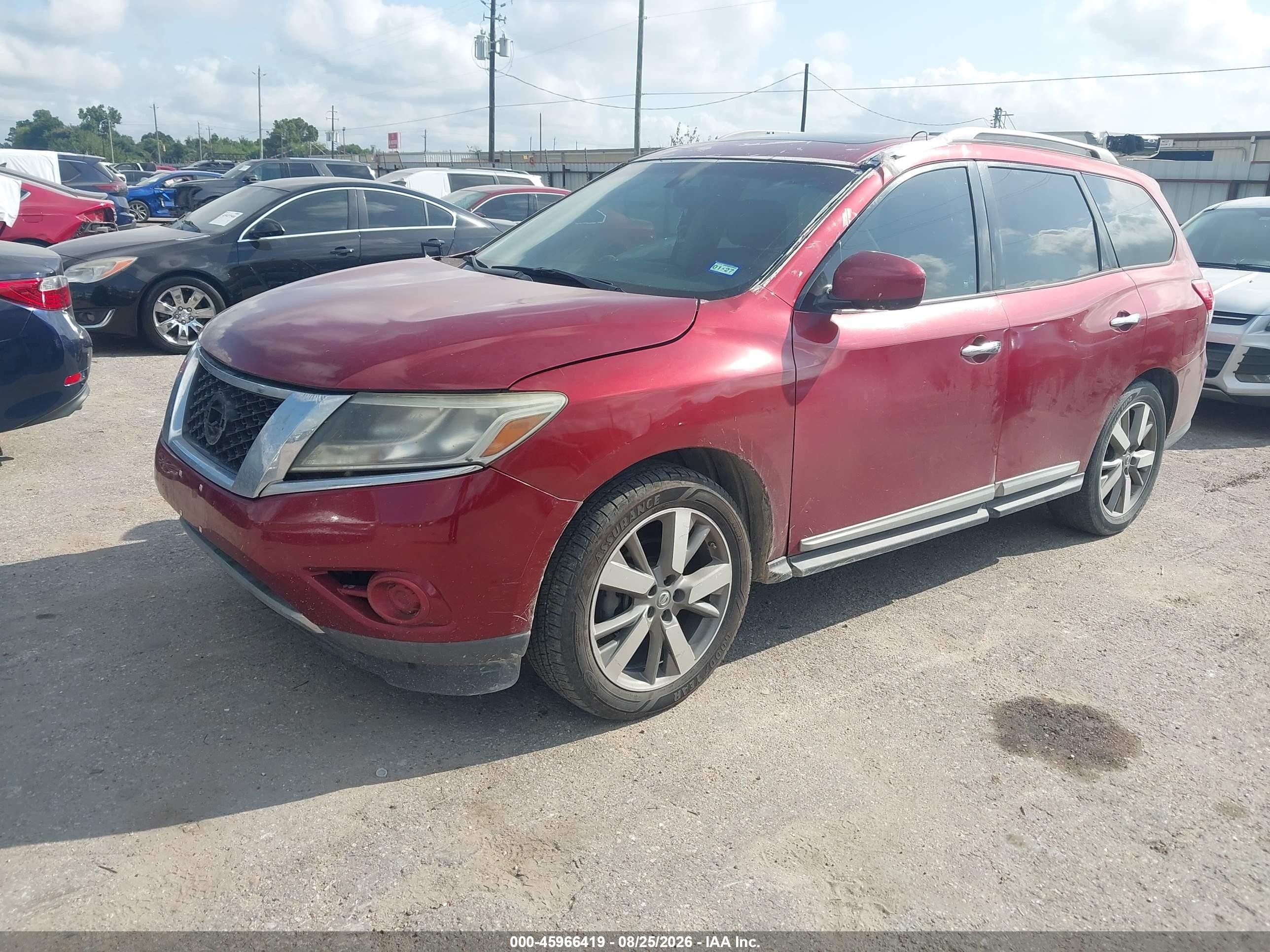 2014 Nissan Pathfinder Platinum Red vin: 5N1AR2MN7EC637948
