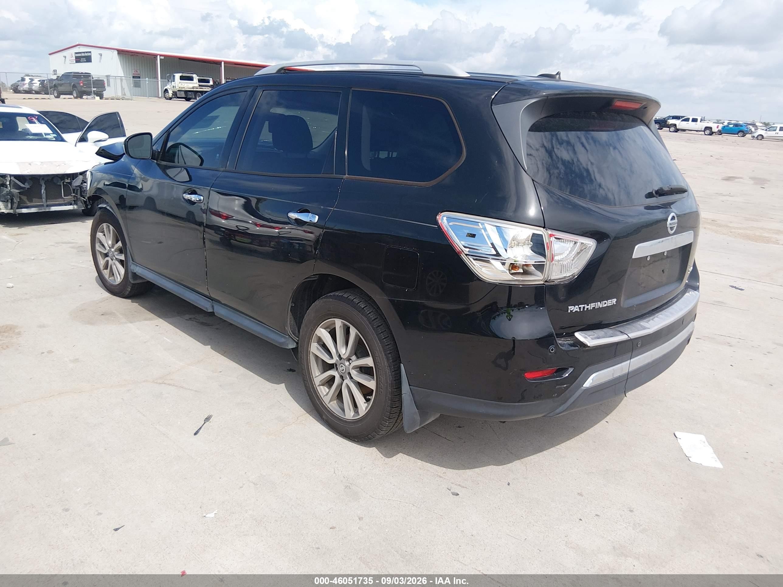 2014 Nissan Pathfinder Sv Black vin: 5N1AR2MN7EC645533