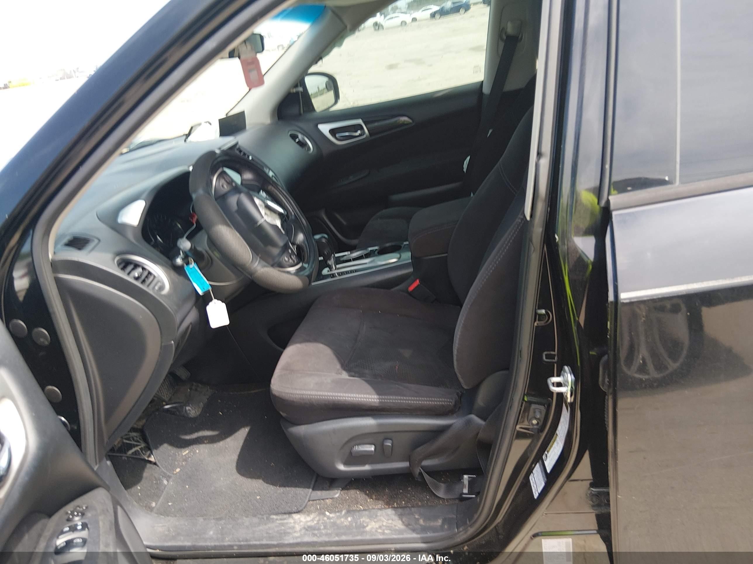 2014 Nissan Pathfinder Sv Black vin: 5N1AR2MN7EC645533