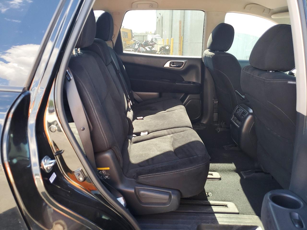 2014 Nissan Pathfinder S Black vin: 5N1AR2MN7EC681481