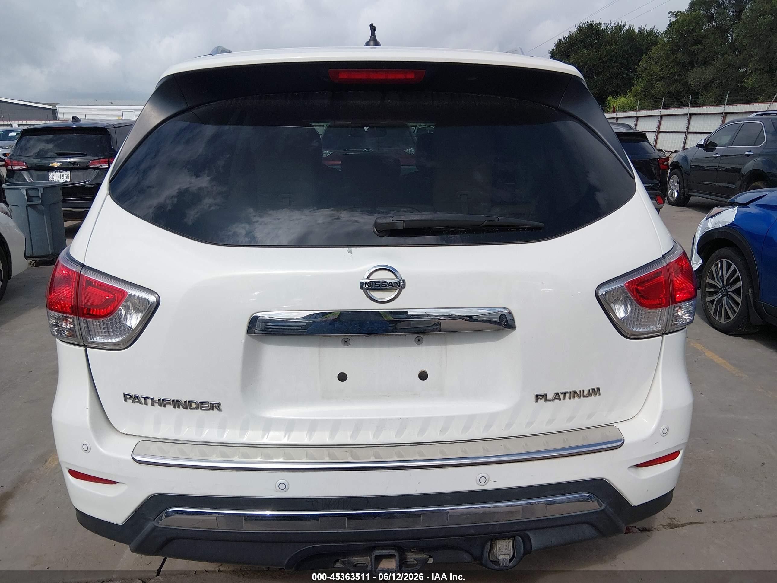 2014 Nissan Pathfinder Platinum White vin: 5N1AR2MN7EC699334